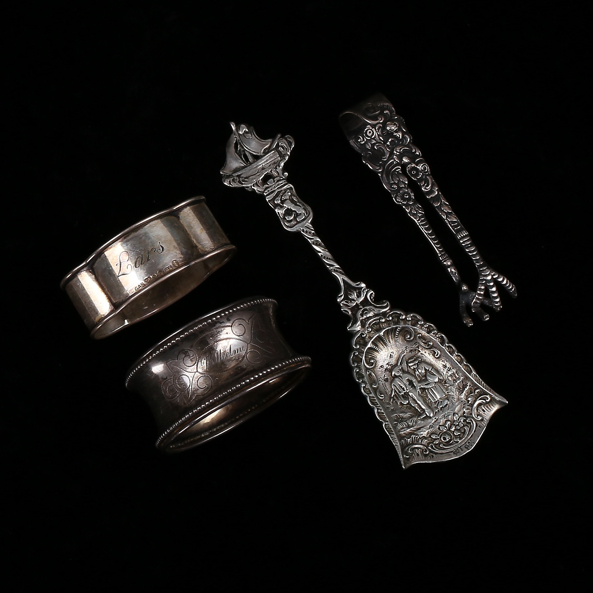 SOCKERTÅNG, SERVETTRINGAR, SKED, silver, vikt 58 gram.
