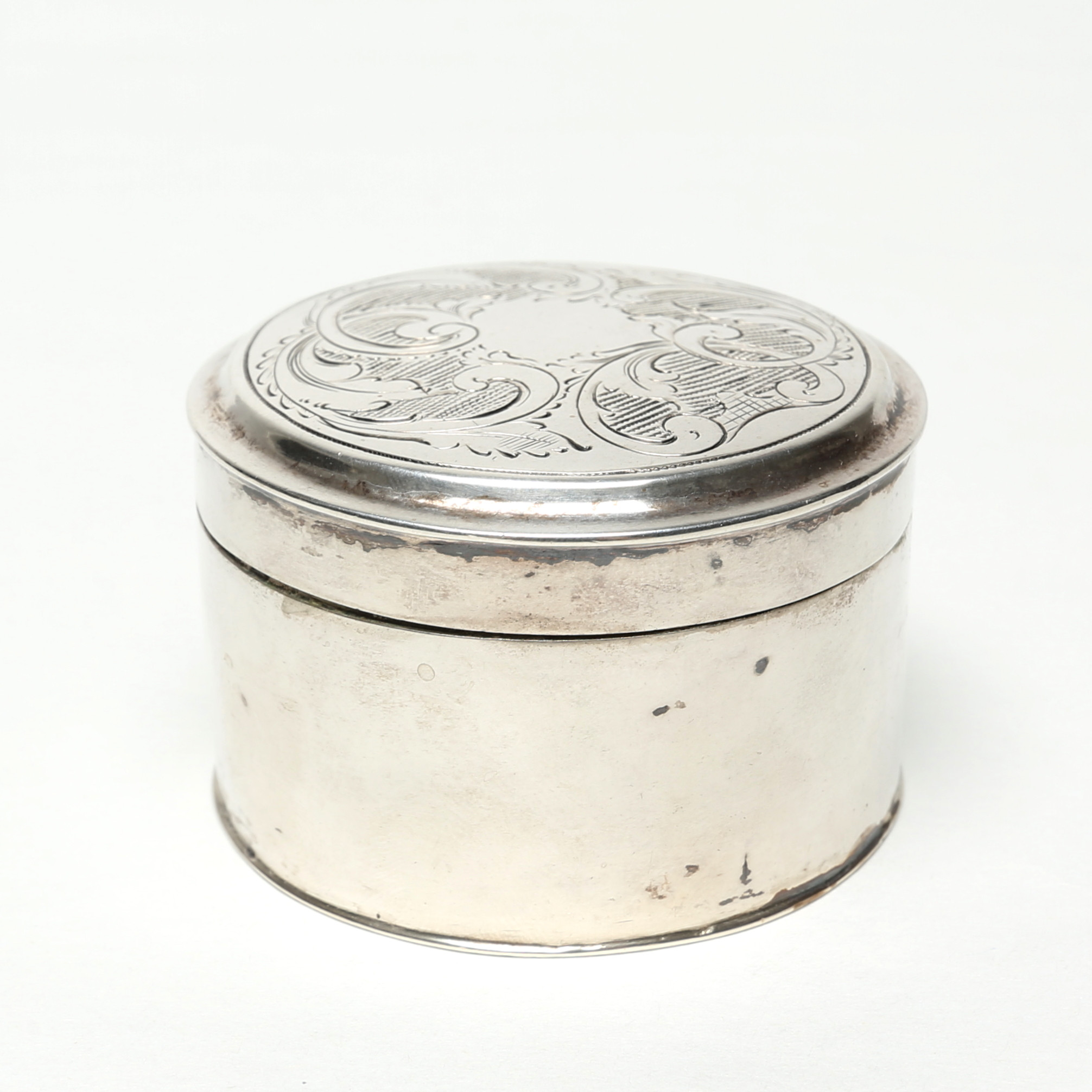 DOSA, silver, årsbokstav P4.