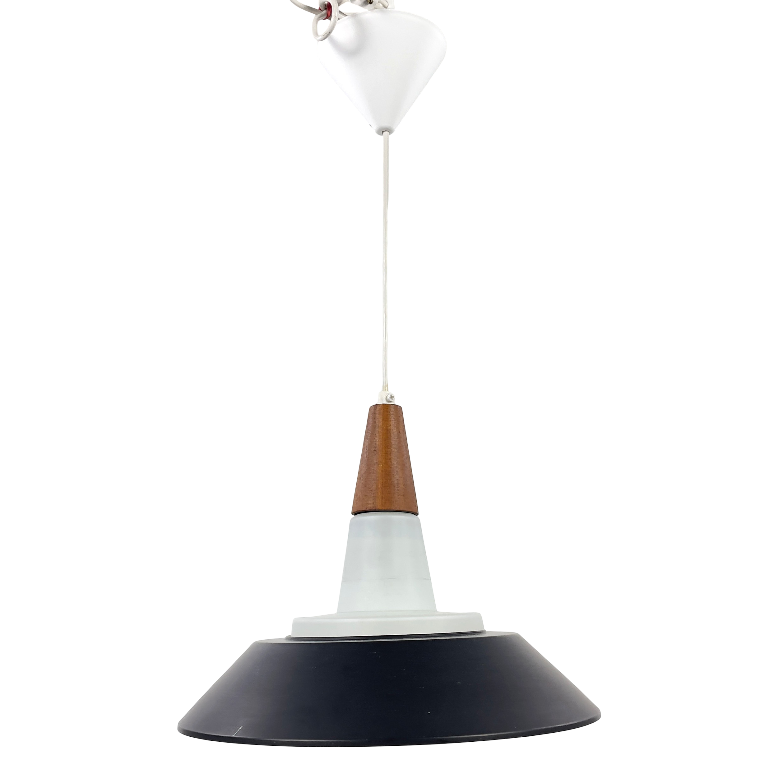 TAKLAMPA. Teak, opalglas & plåt, sannolikt Ernst Voss, Danmark, 1960-tal.