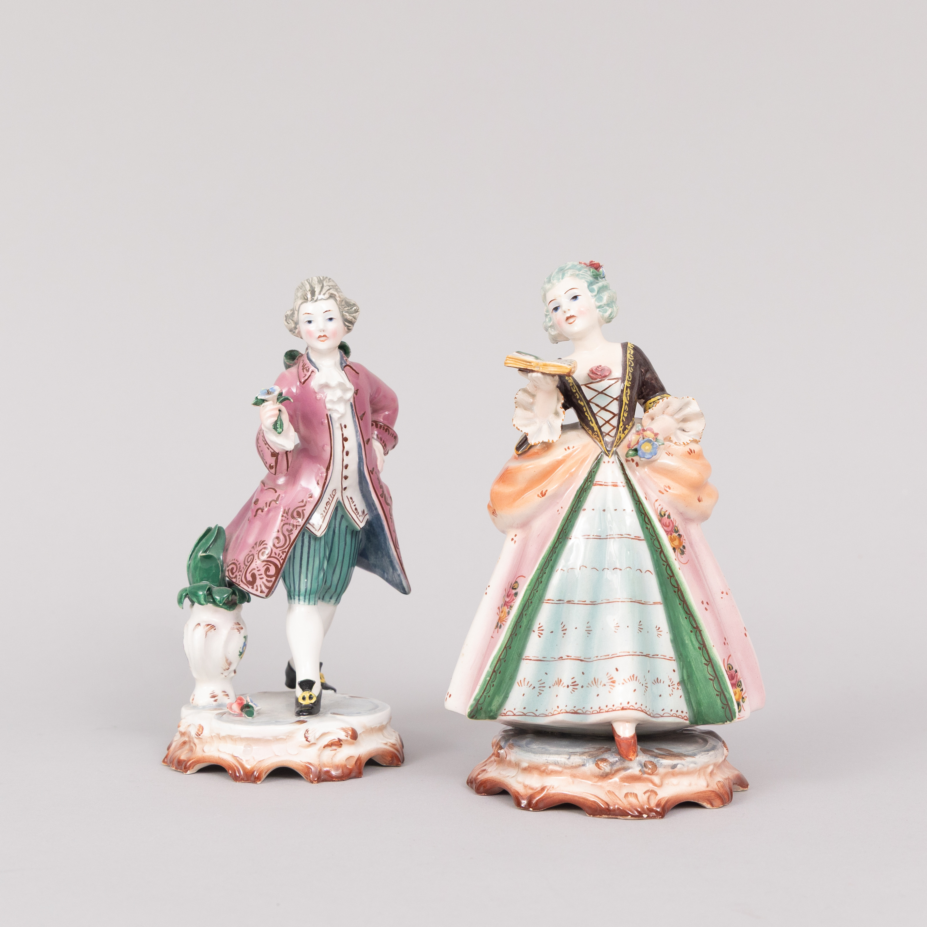 FIGURINER, 2 st, porslin, Italien.