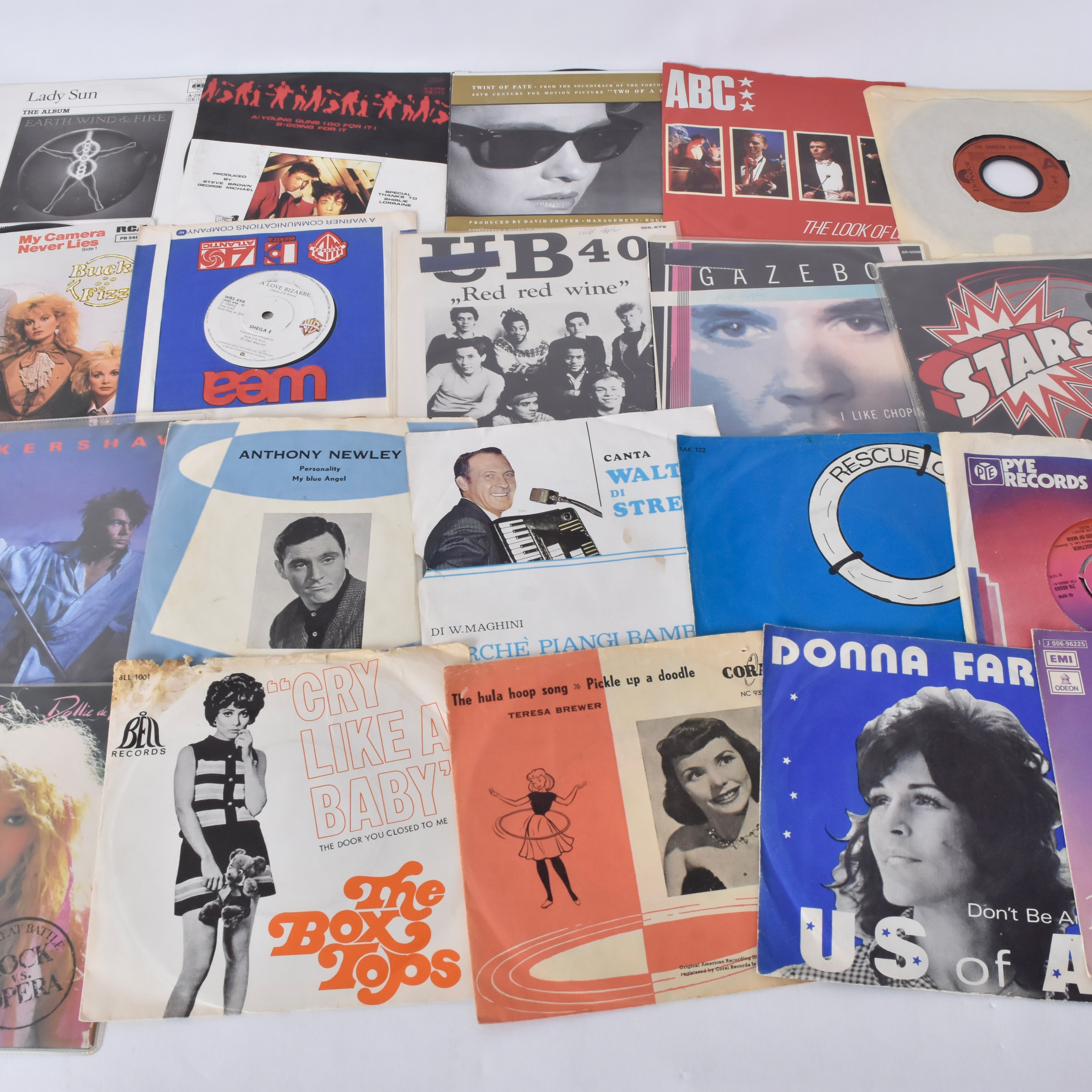 PARTI SINGLAR OCH EP-SKIVOR, 1-låda, 1960-1980-tal.