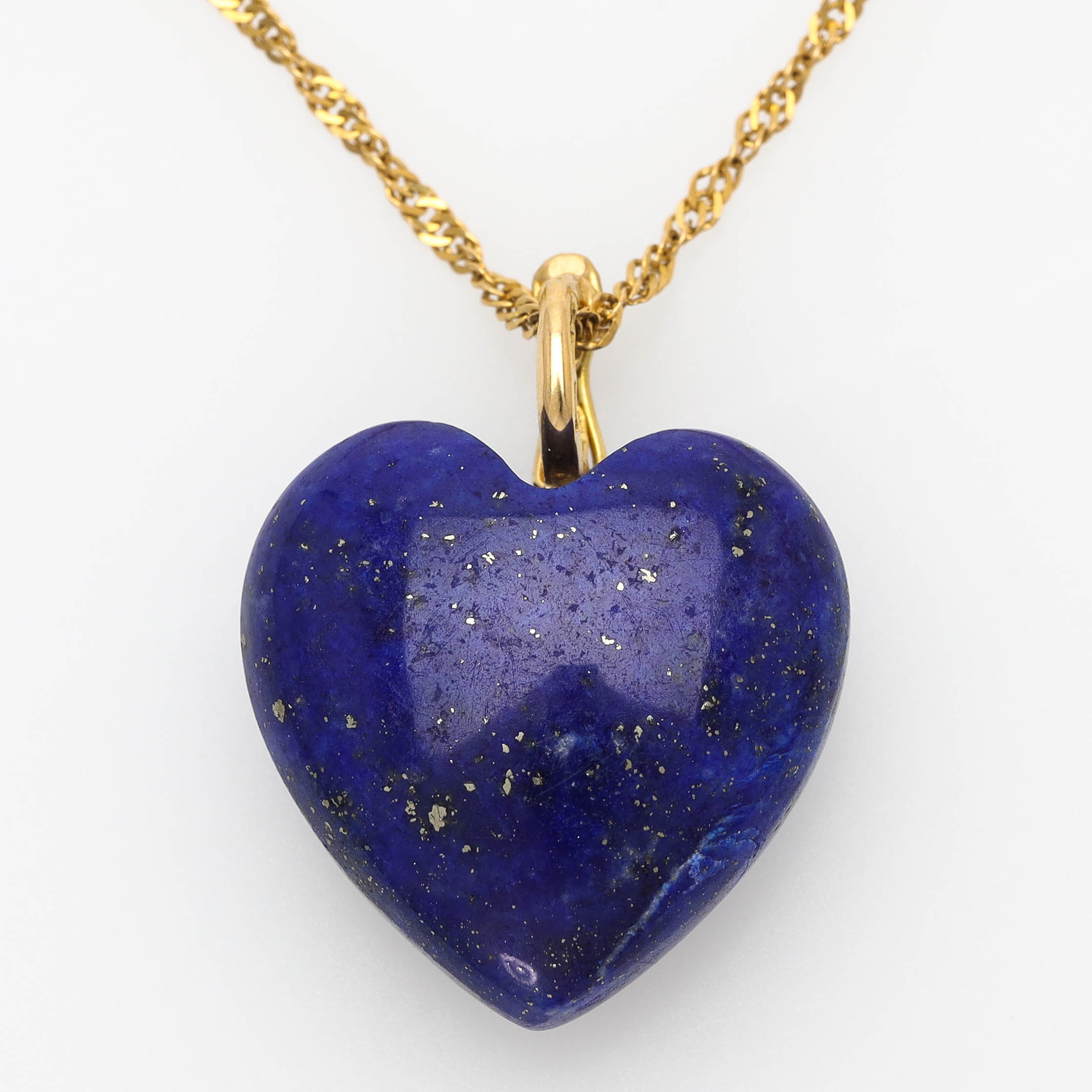 HÄNGE med KEDJA, 18 k guld, hjärta i lapis lazuli, B. Hallberg samt Balestra, Italien.