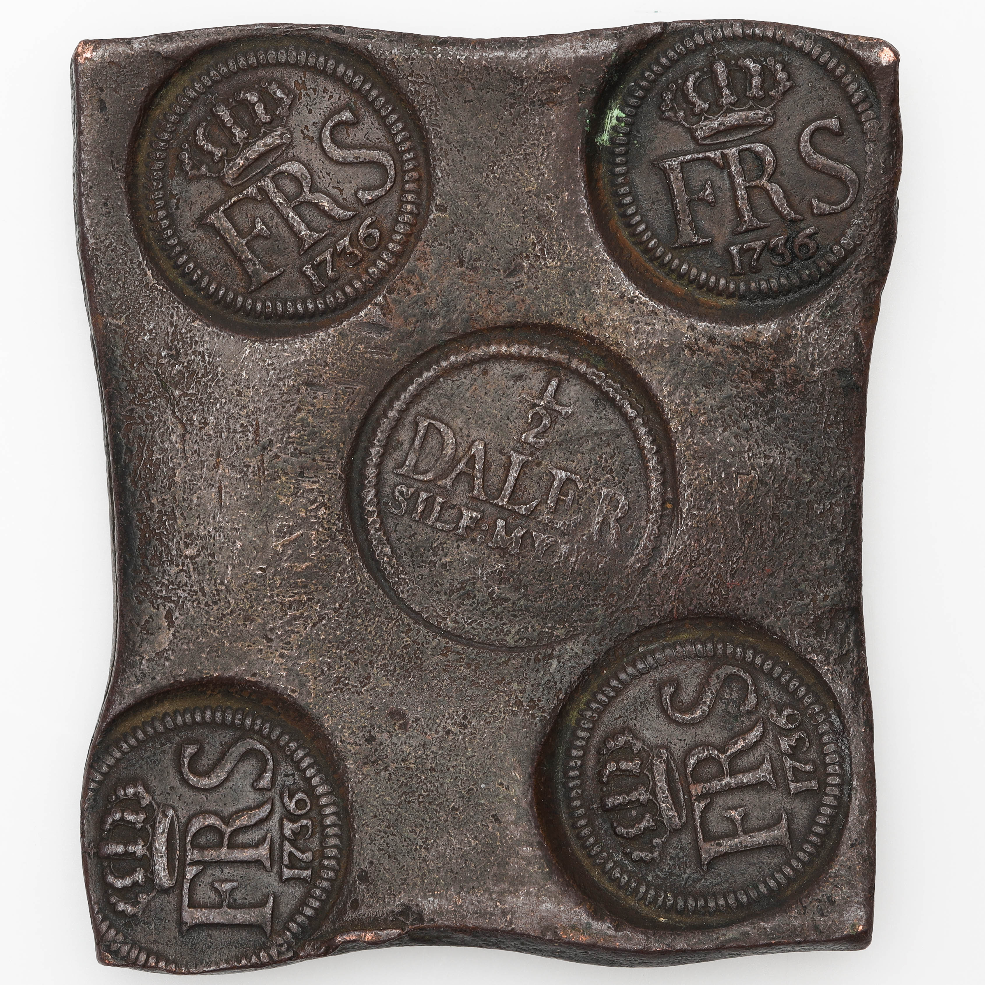 PLÅTMYNT, 1/2 Daler, FRS 1736.