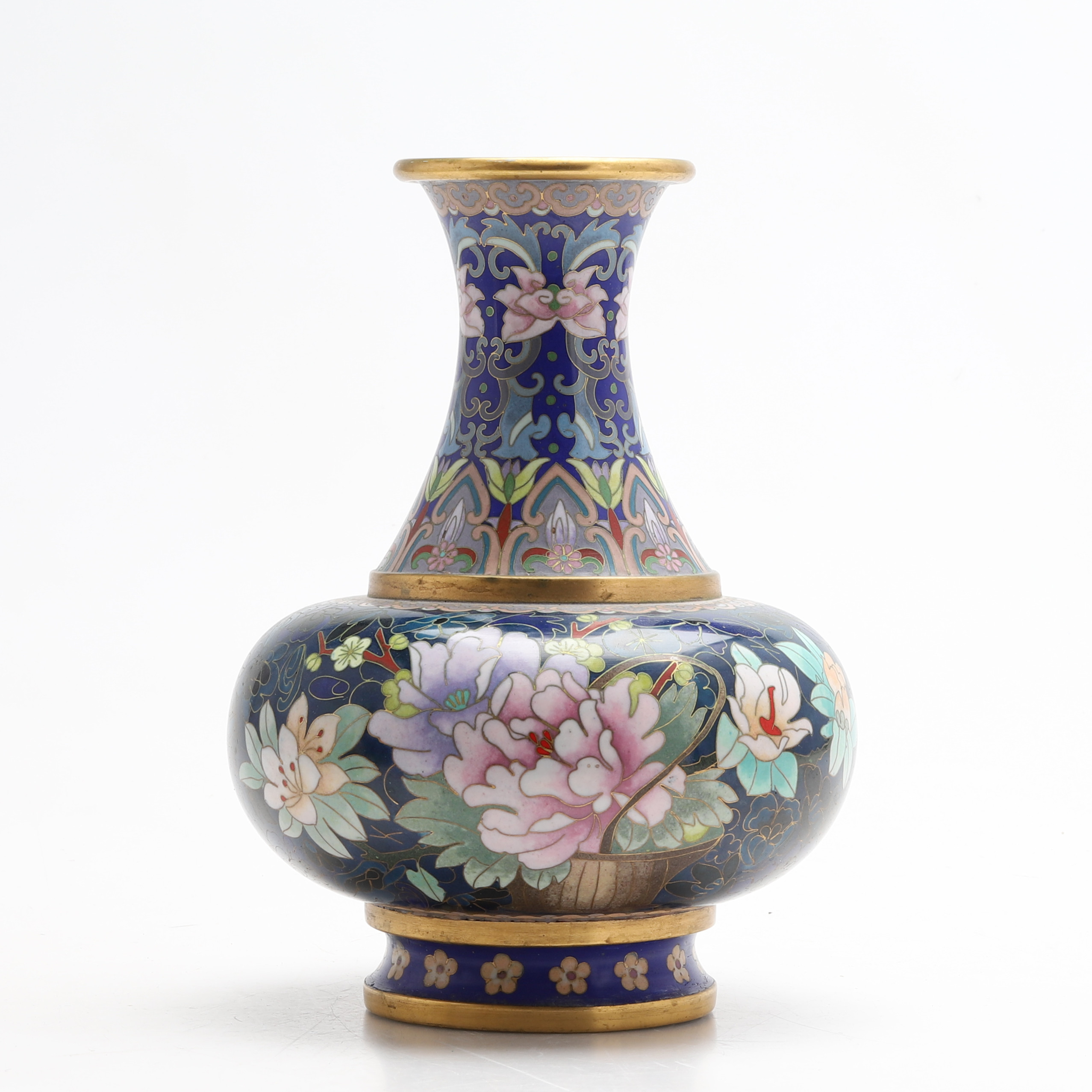 VAS, cloisonné, Kina, 1900-tal.
