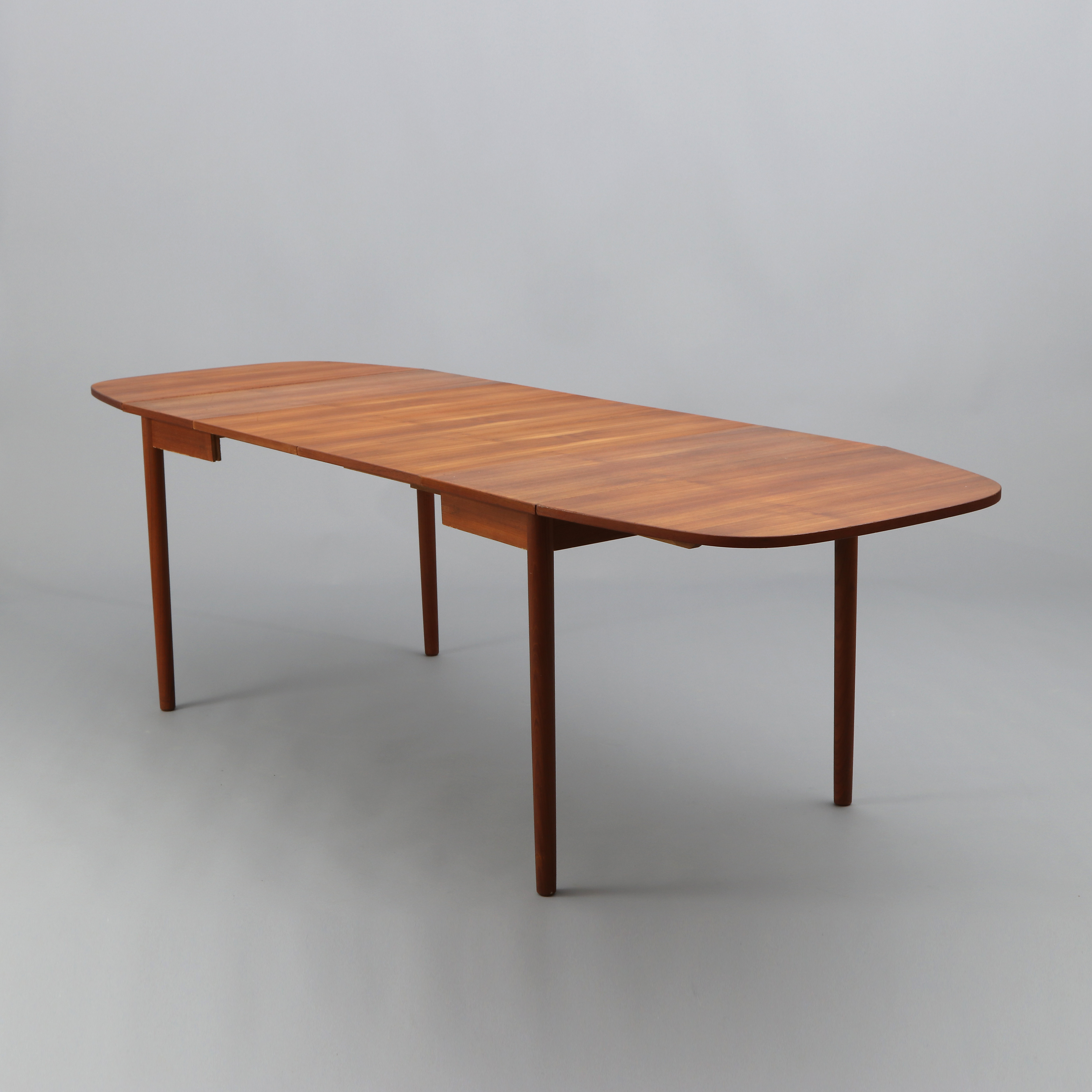 MATBORD MED KLAFFAR. Teak. Danmark, 1960-tal. Omärkt.