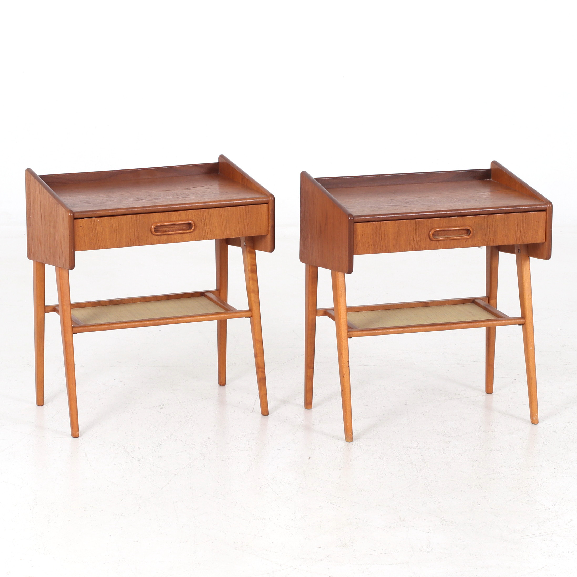 NATTDUKSBORD, ett par, teak, Lelångs Möbelfabrik, Bengtsfors, 1950/60-tal.