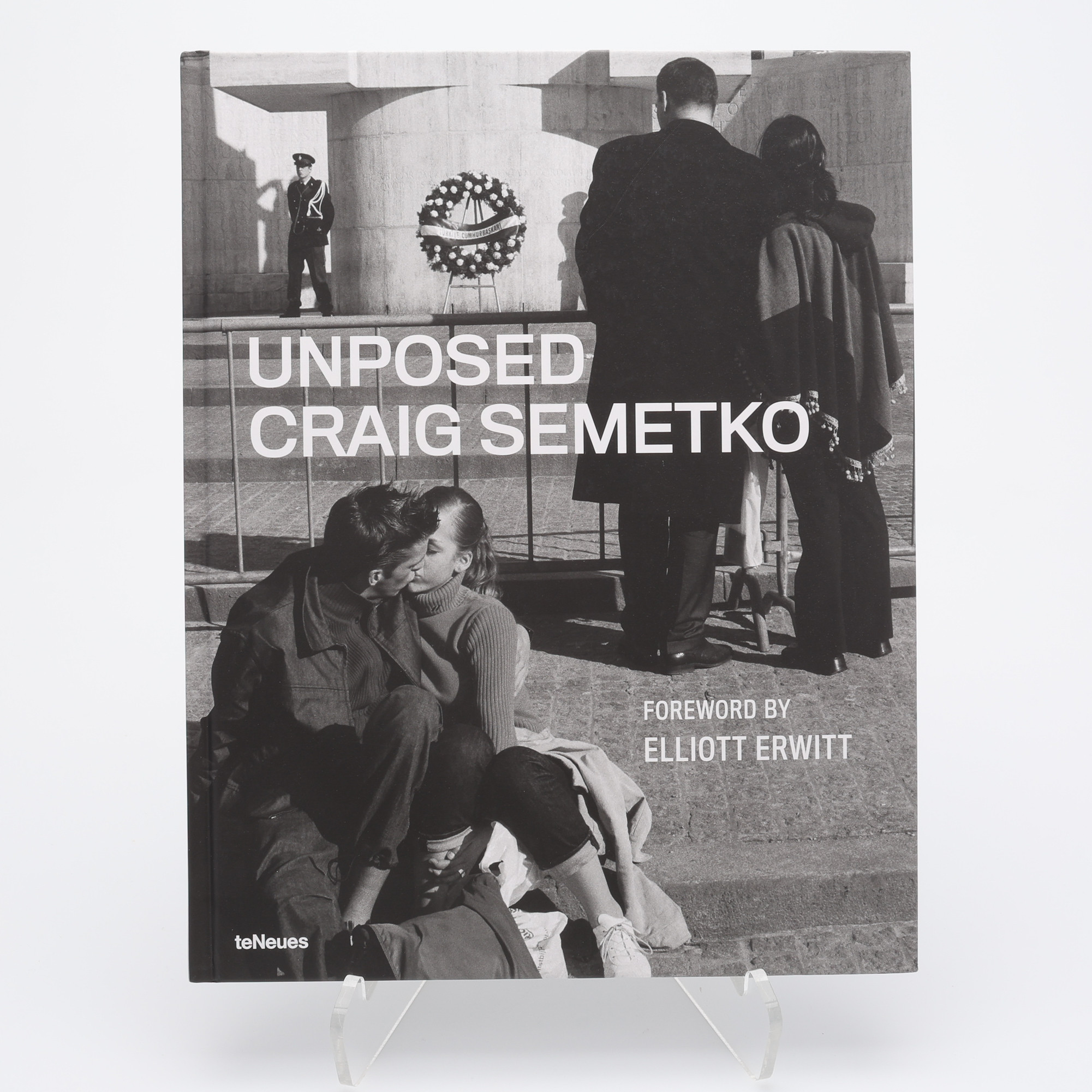 FOTO. DEN AMERIKANSKE FOTOGRAFEN CRAIG SEMETKOS "UNPOSED", 2010.