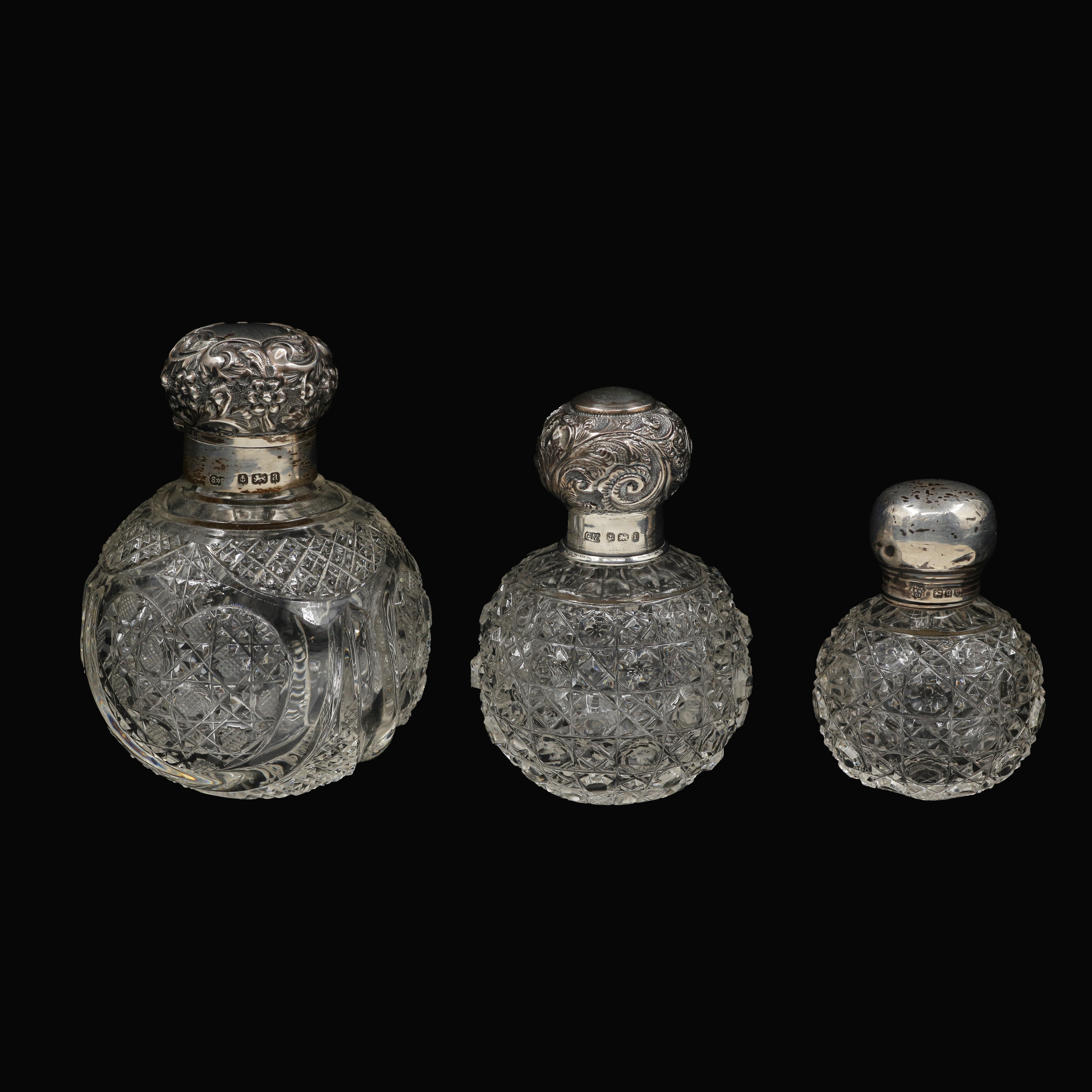 PARFYMFLASKOR, 3 ST, SILVER, ENGLAND, 1900-TALETS FÖRSTA HÄLFT.