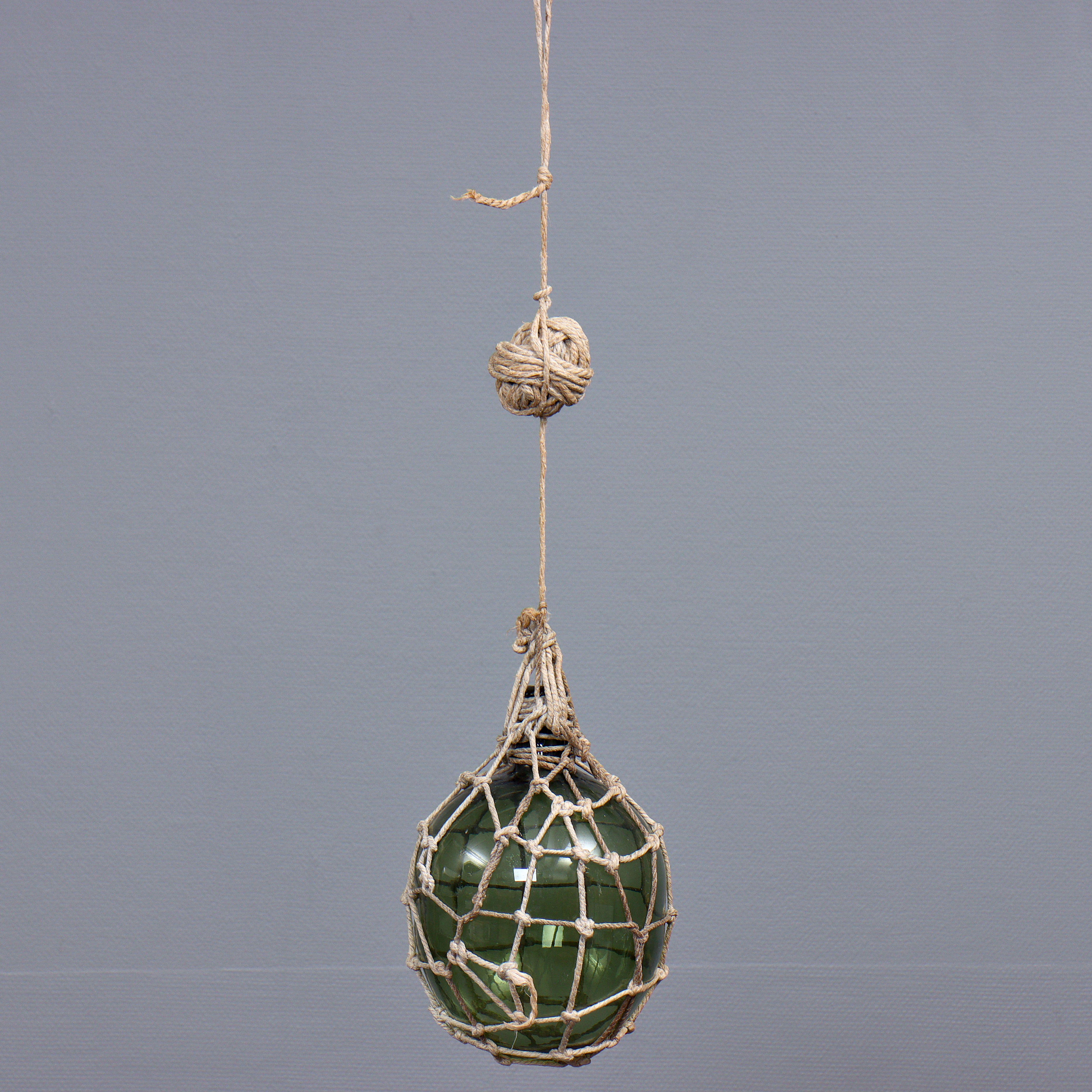 GLASFLÖTE, OVAL FORM "BORNHOLMARE" GRÖN TON, 1900-TAL.