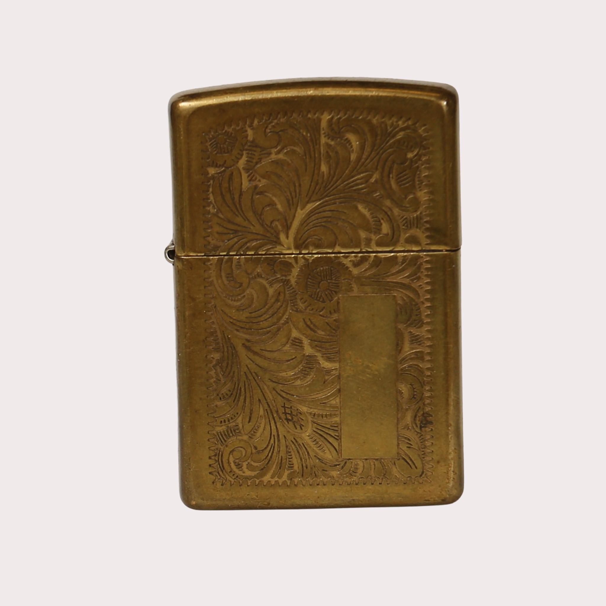TÄNDARE, Zippo, gulmetall med graverad dekor.
