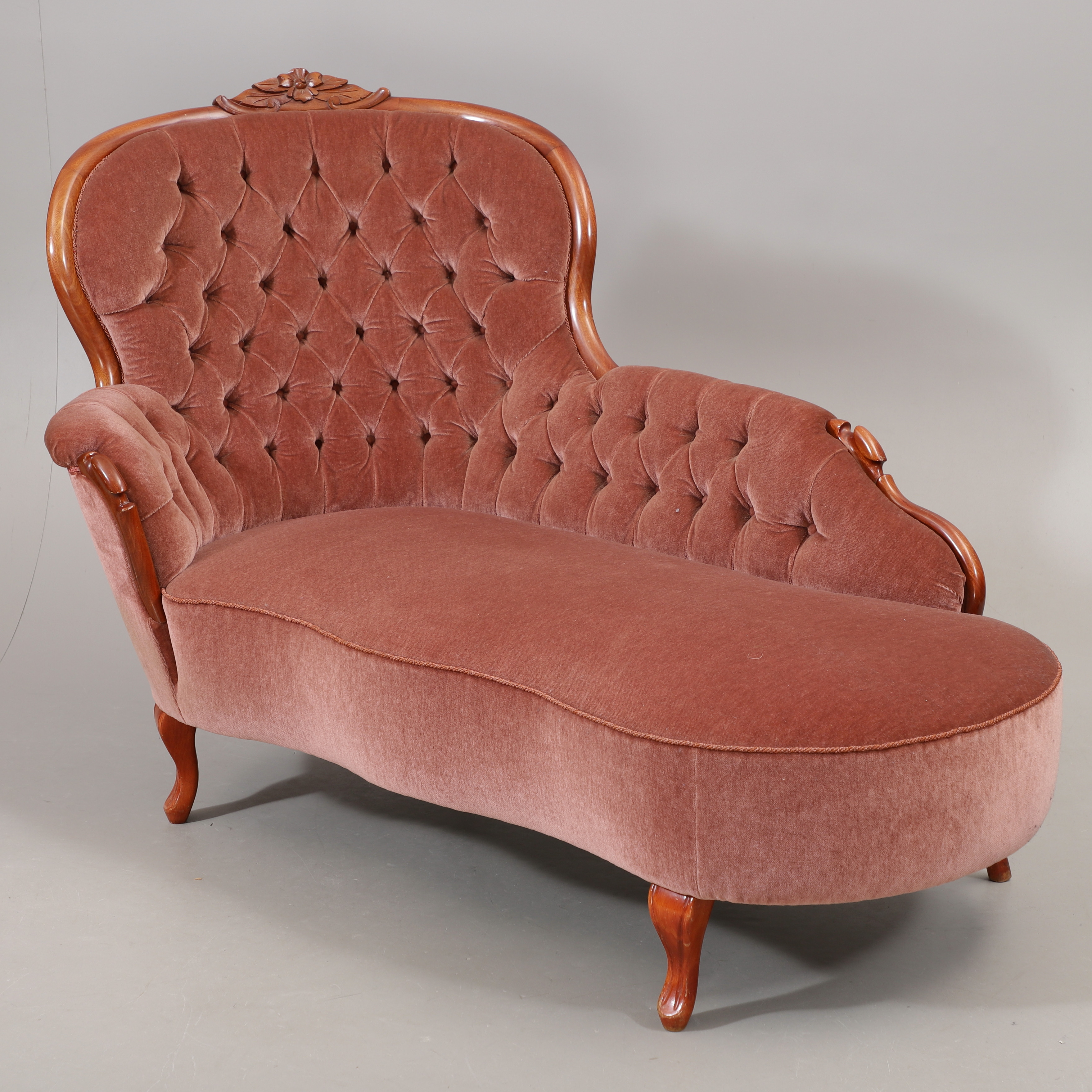 SCHÄSLONG, plysch, 1900-talets första hälft.