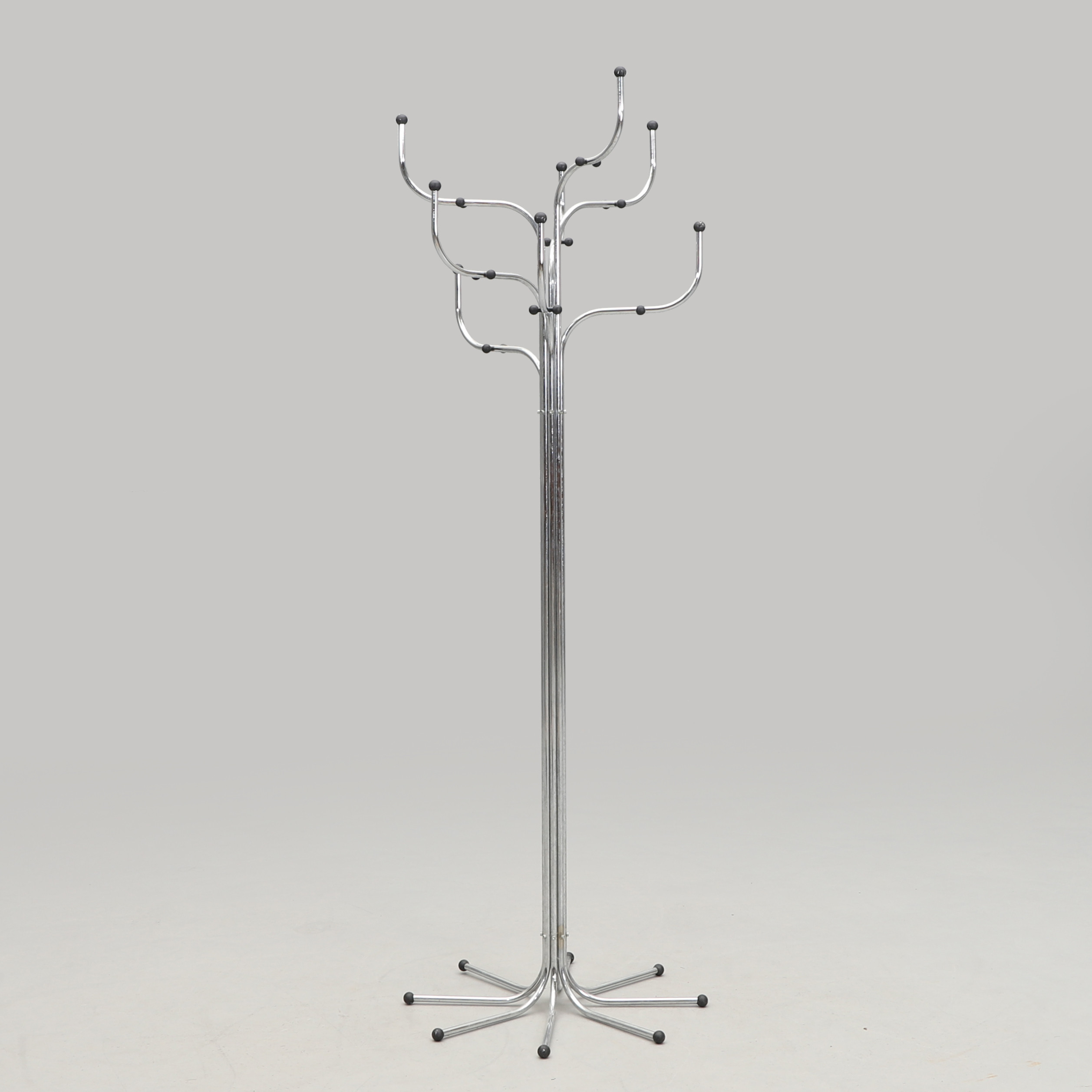 SIDSE WERNER. "Coat tree", klädhängare/tamburmajor, Fritz Hansen, Danmark.