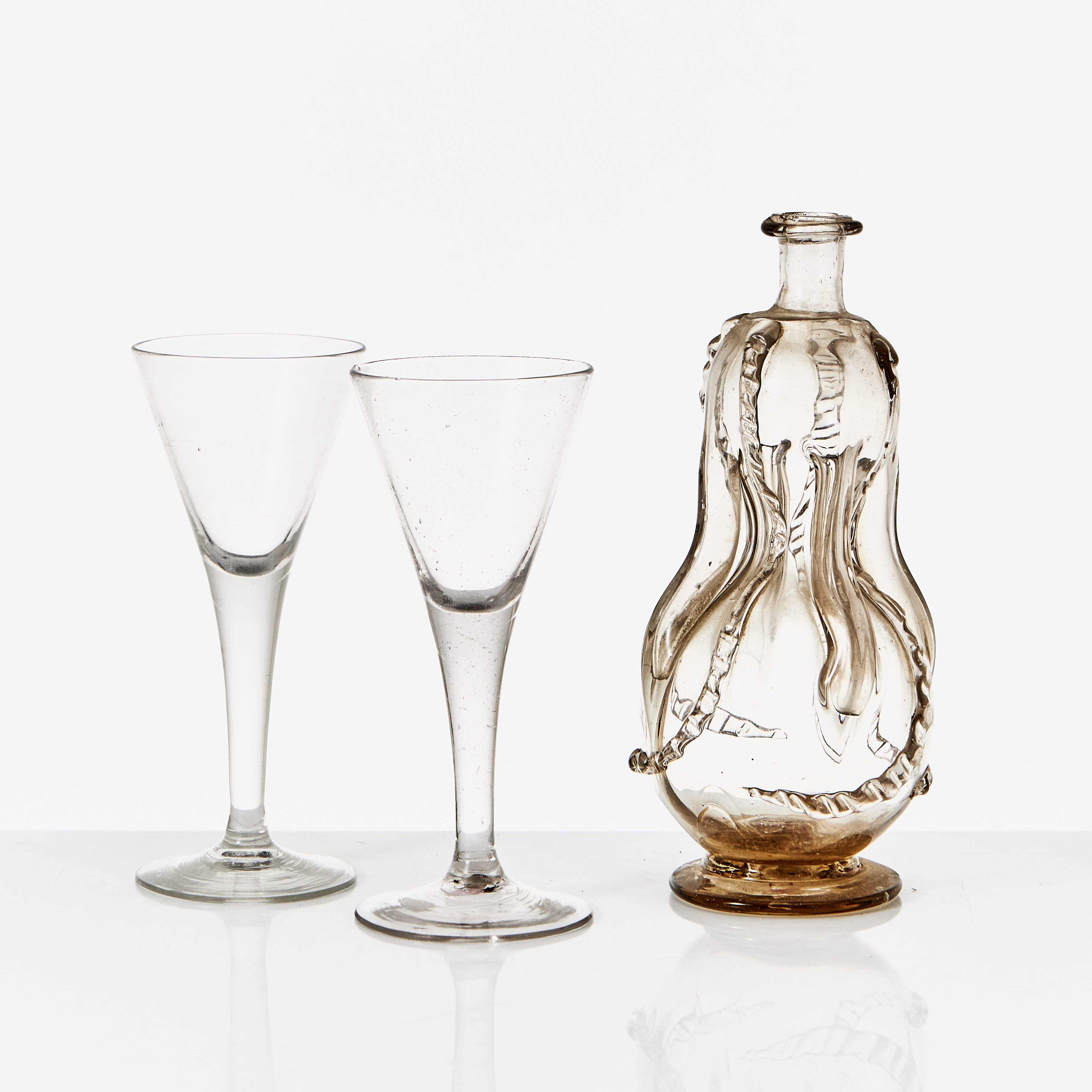 KLUCKFLASKA & VINGLAS, 1+2 st, glas, 1800-tal.