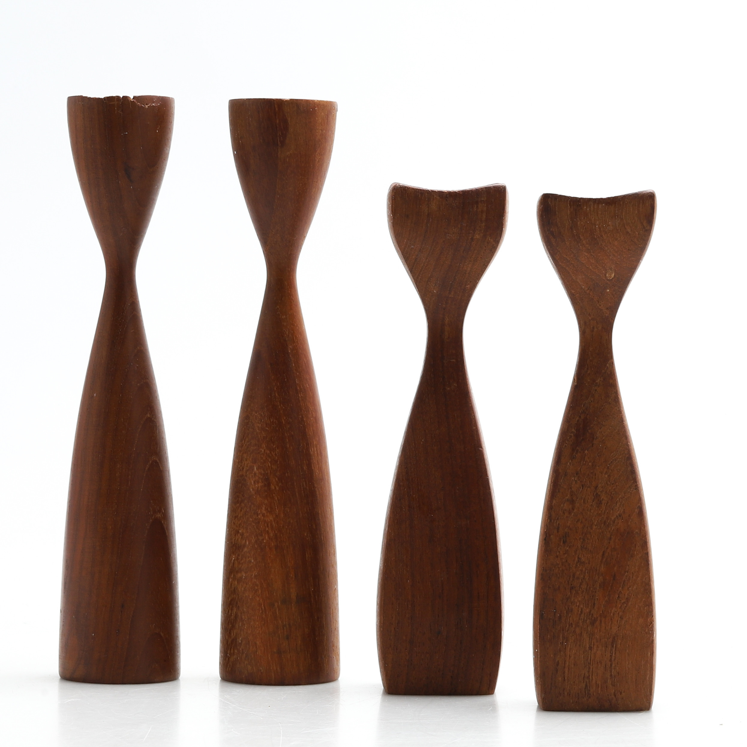 LJUSSTAKAR, två par, teak, 1960/70-tal.