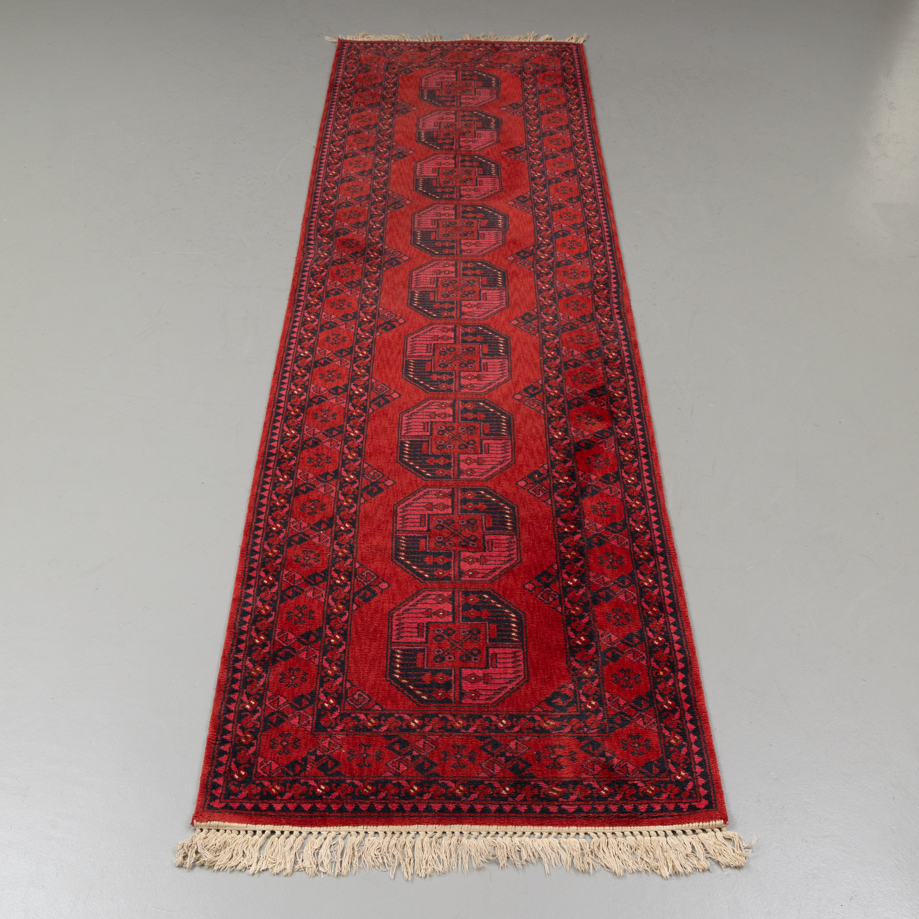 MATTA, afghan, mått 335x92 cm.