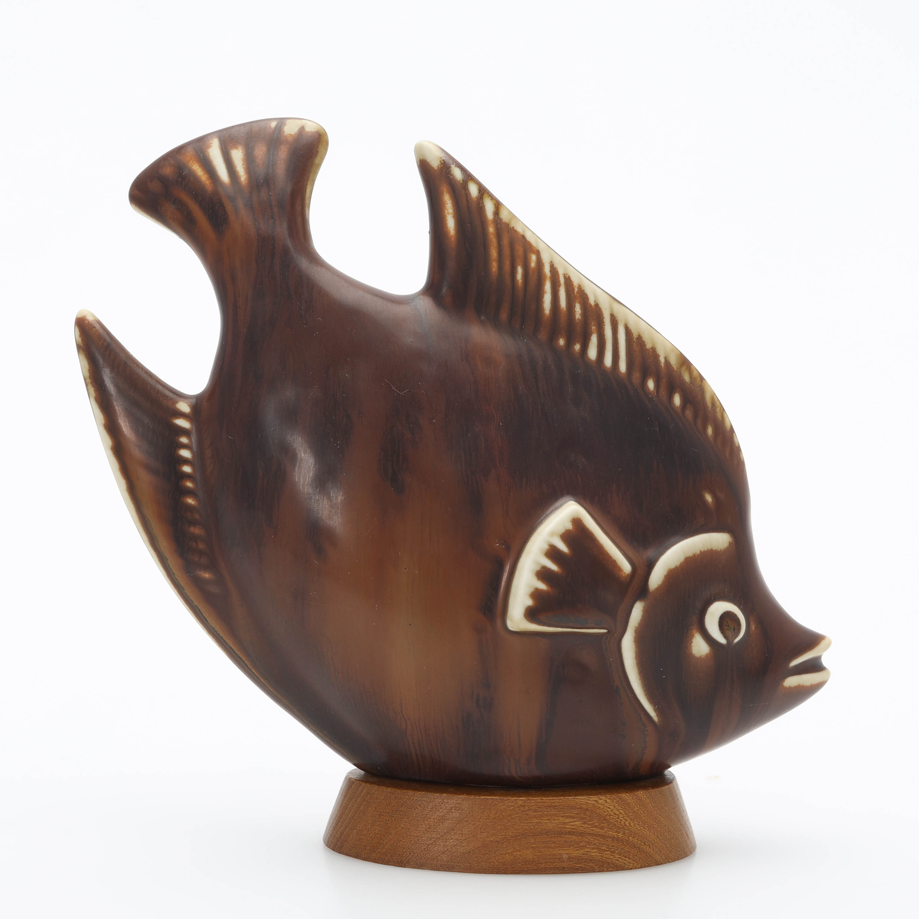 GUNNAR NYLUND. Figurin, glaserat stengods, monogramsignerad, Rörstrand.