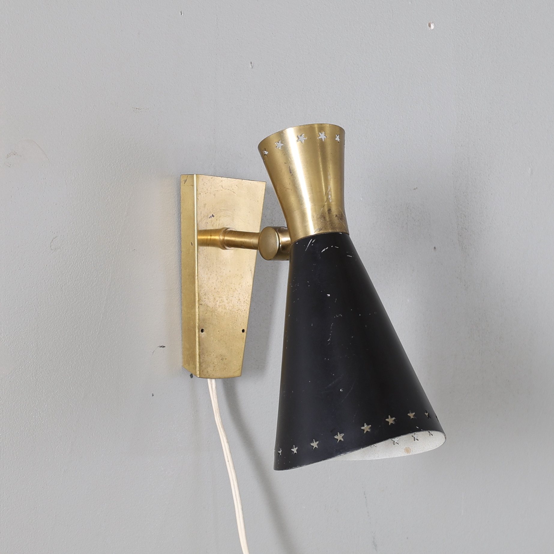 VÄGG-/PARKLAMPA, lackerad plåt & mässing, no. 5540, Eskilstuna Bruk, 1900-tal.