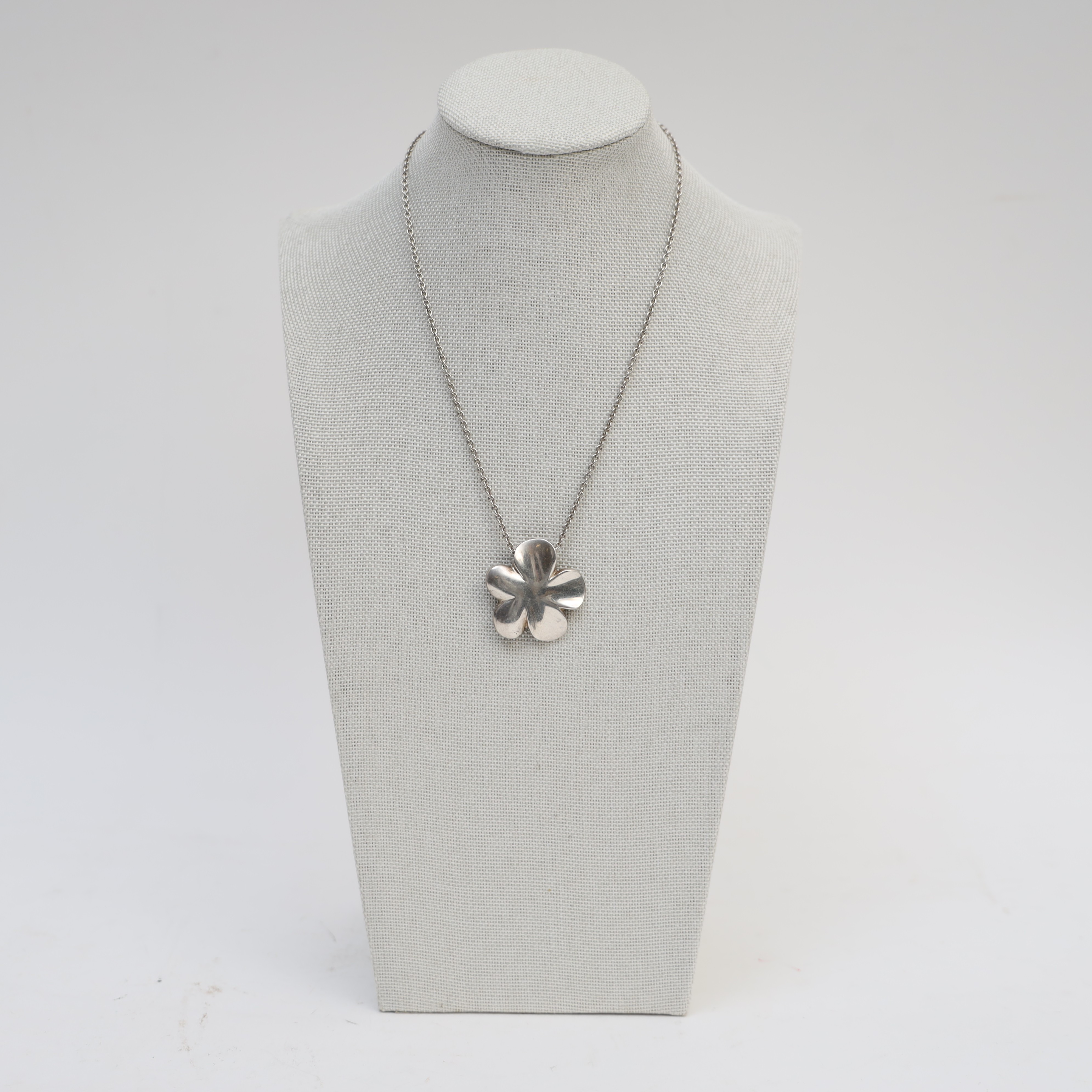 HALSBAND MED HÄNGE, sterlingsilver.