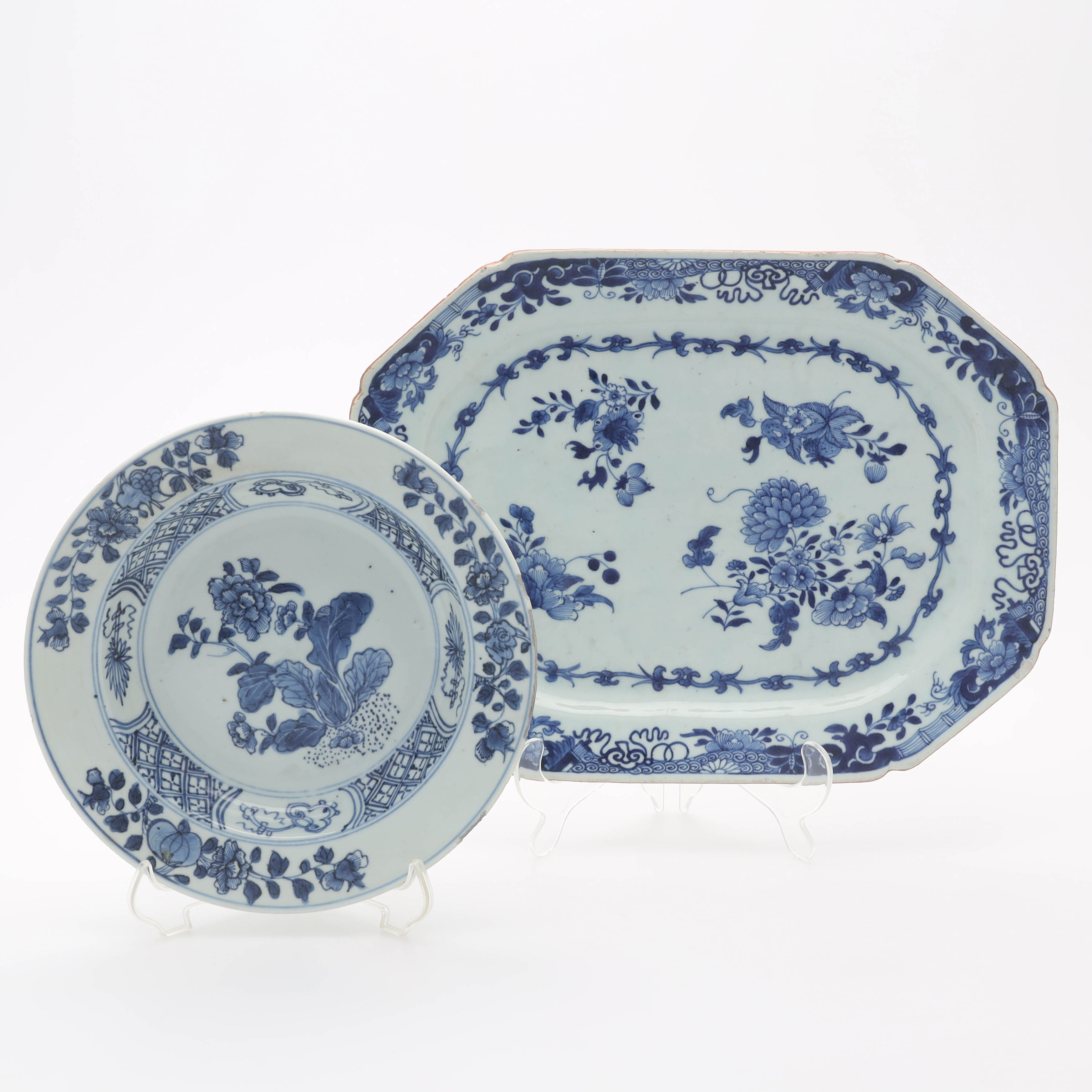 FAT samt TALLRIK, 2 delar, porslin, underglasyr i blått, Qianlong, Kina, 1700-tal.