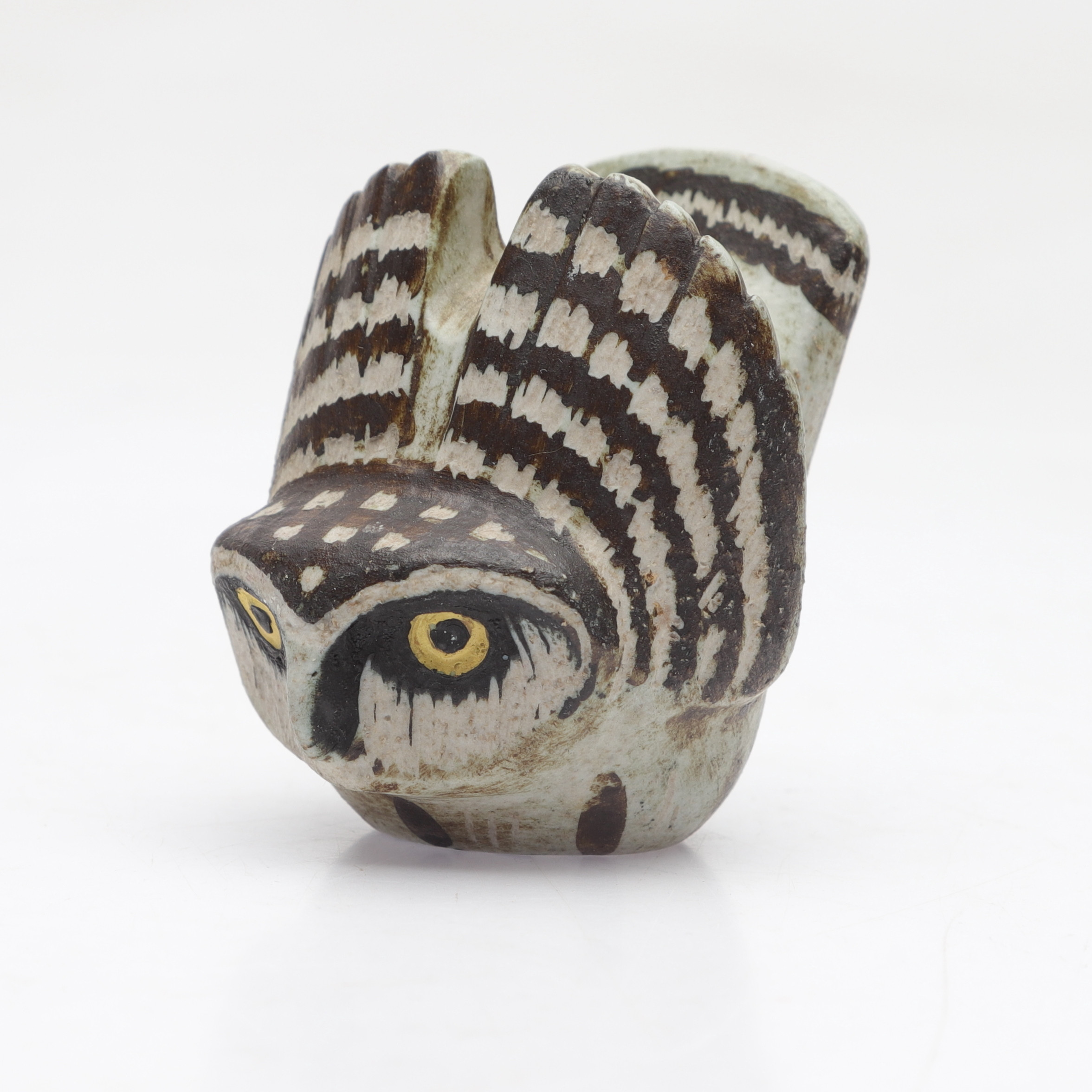 EDWARD LINDAHL. Figurin, uggla, keramik, Gustavsberg studio, signerad.