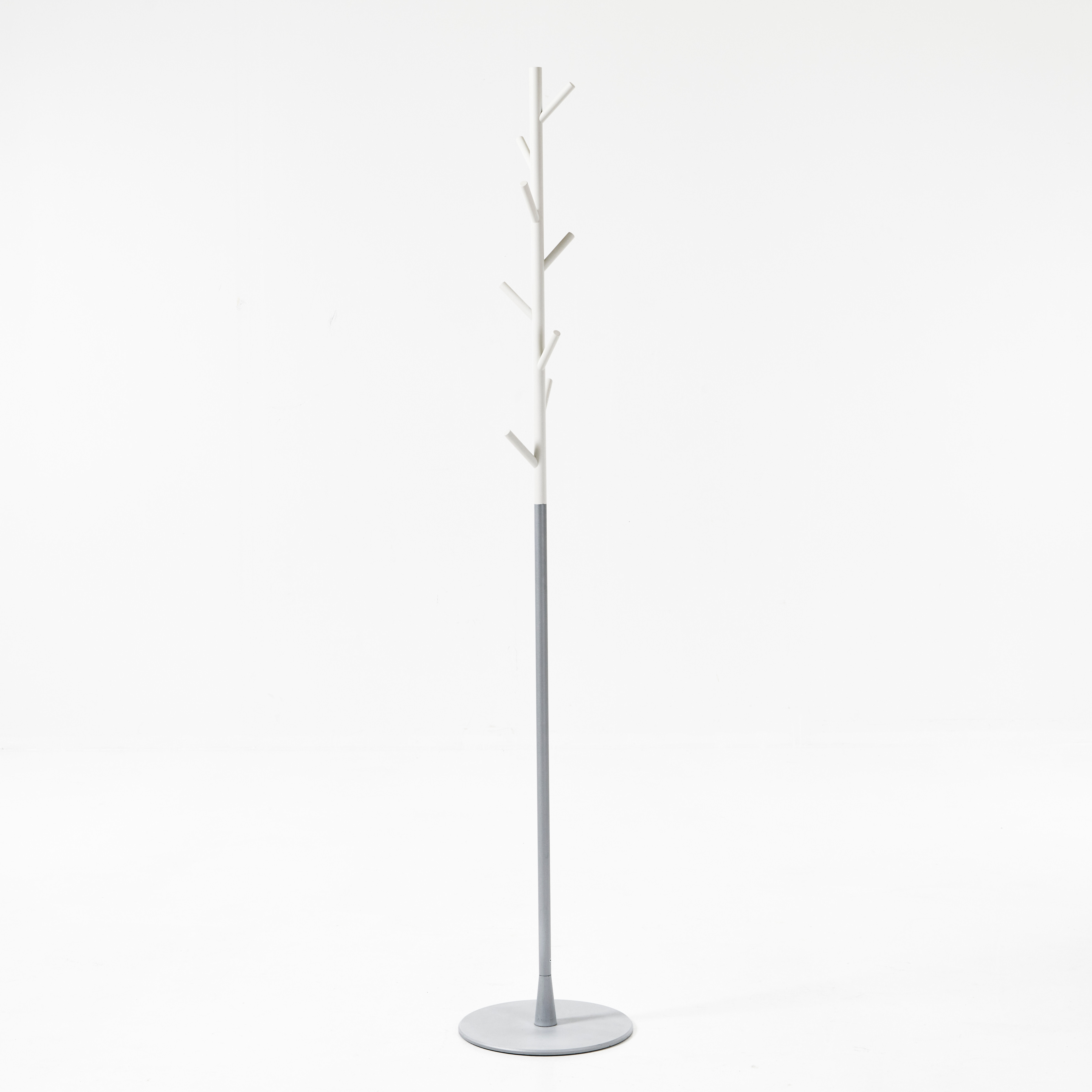 STINA SANDWALL. klädhängare, metall, "Sticks", SMD Design, samtida.