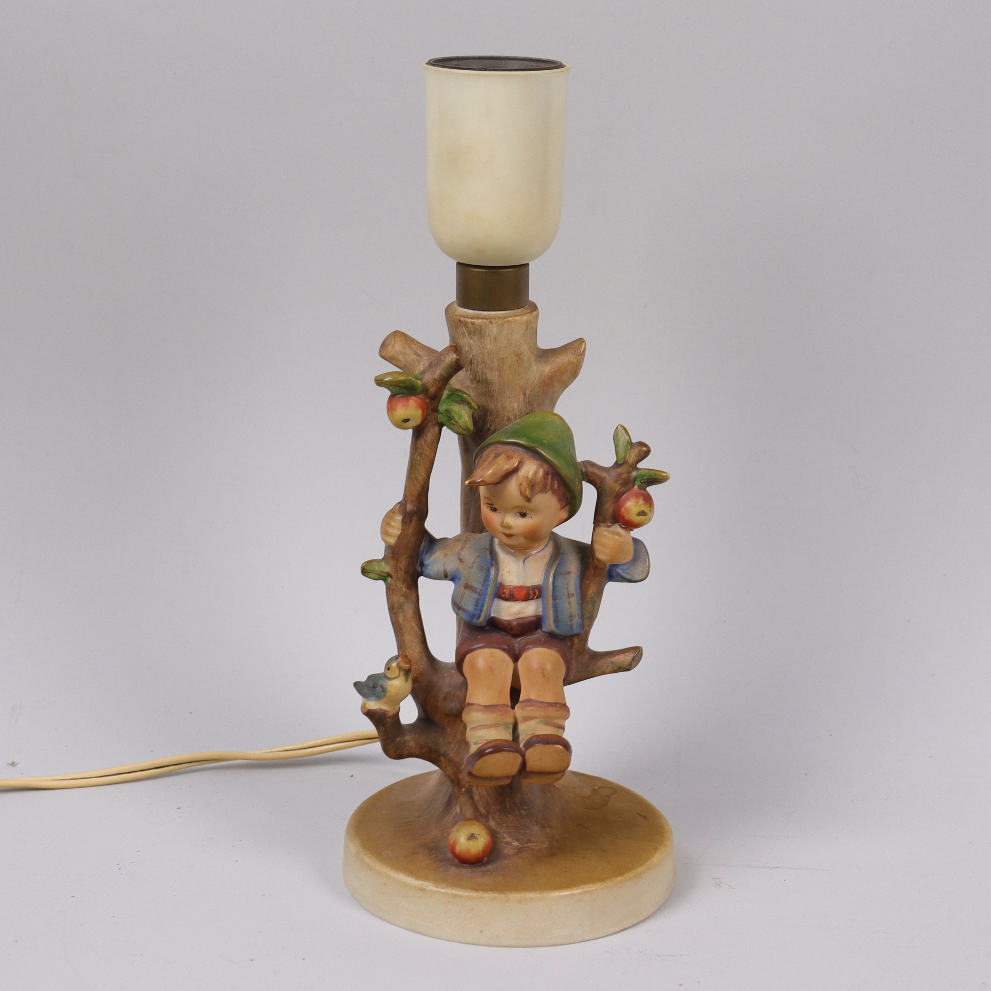 BORDSLAMPA, Hummel, Goebel, "Apple Tree Boy", keramik.