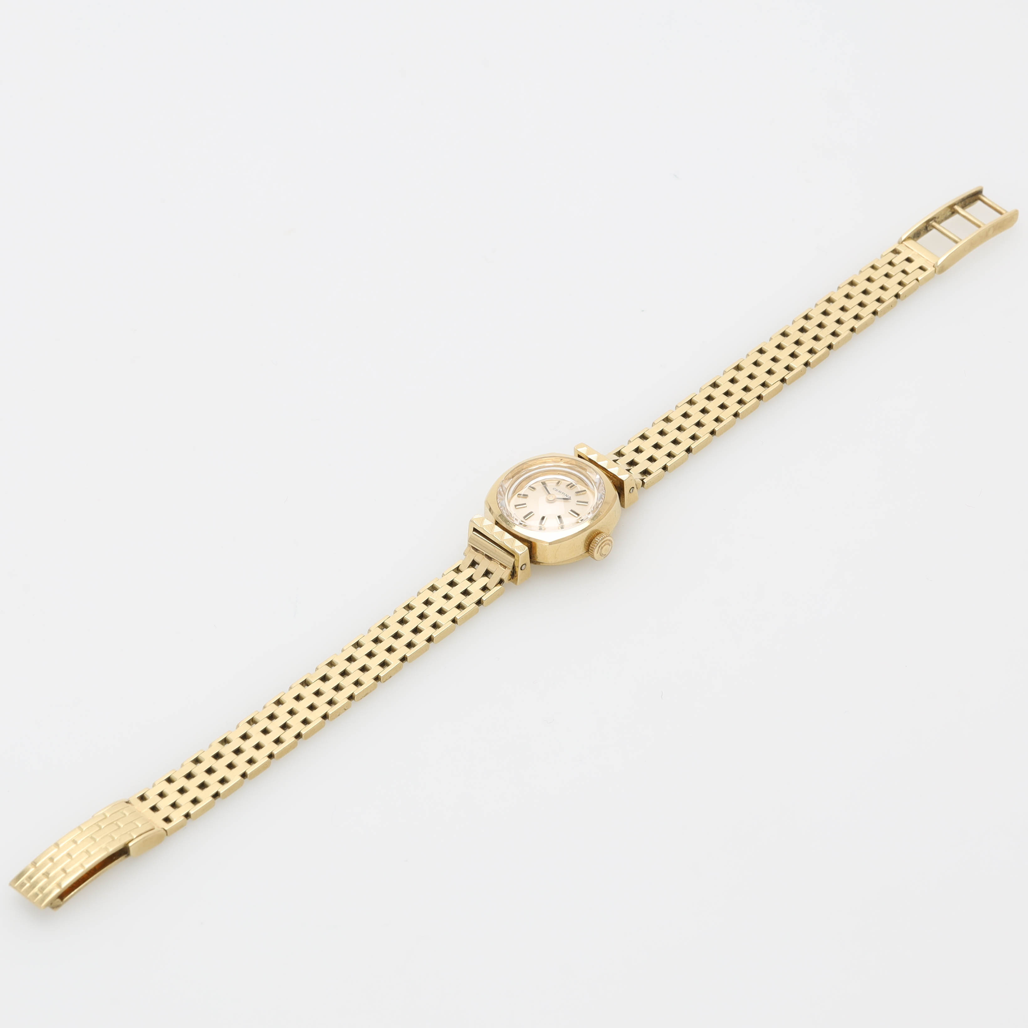 ARMBANDSUR, 14 k guld, Certina, manuell, 17 x 17 mm, vikt 26,2 gram, etui.