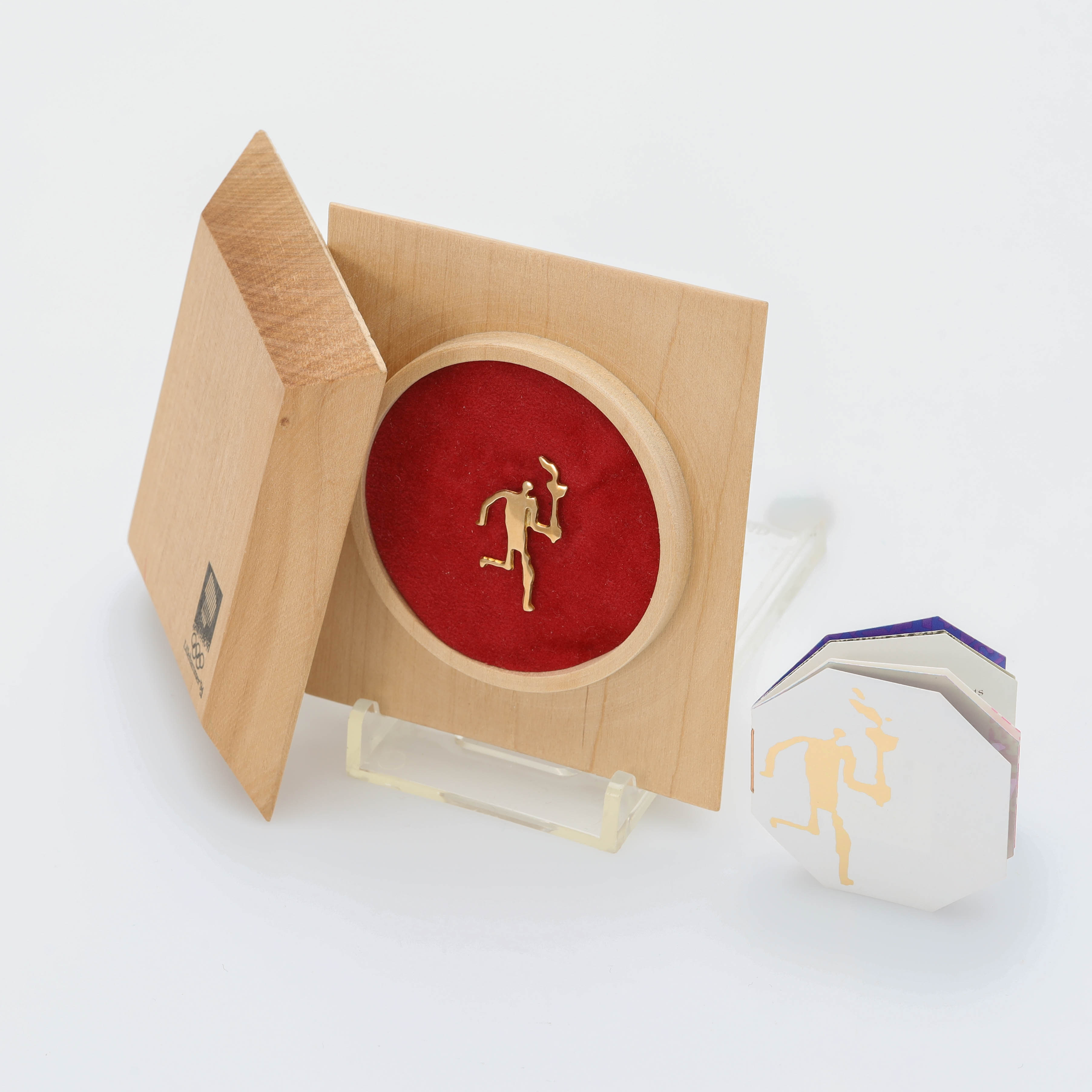 PIN, 14 k guld, tillverkad för Vinter OS i Lillehammer 1994, Norge.
