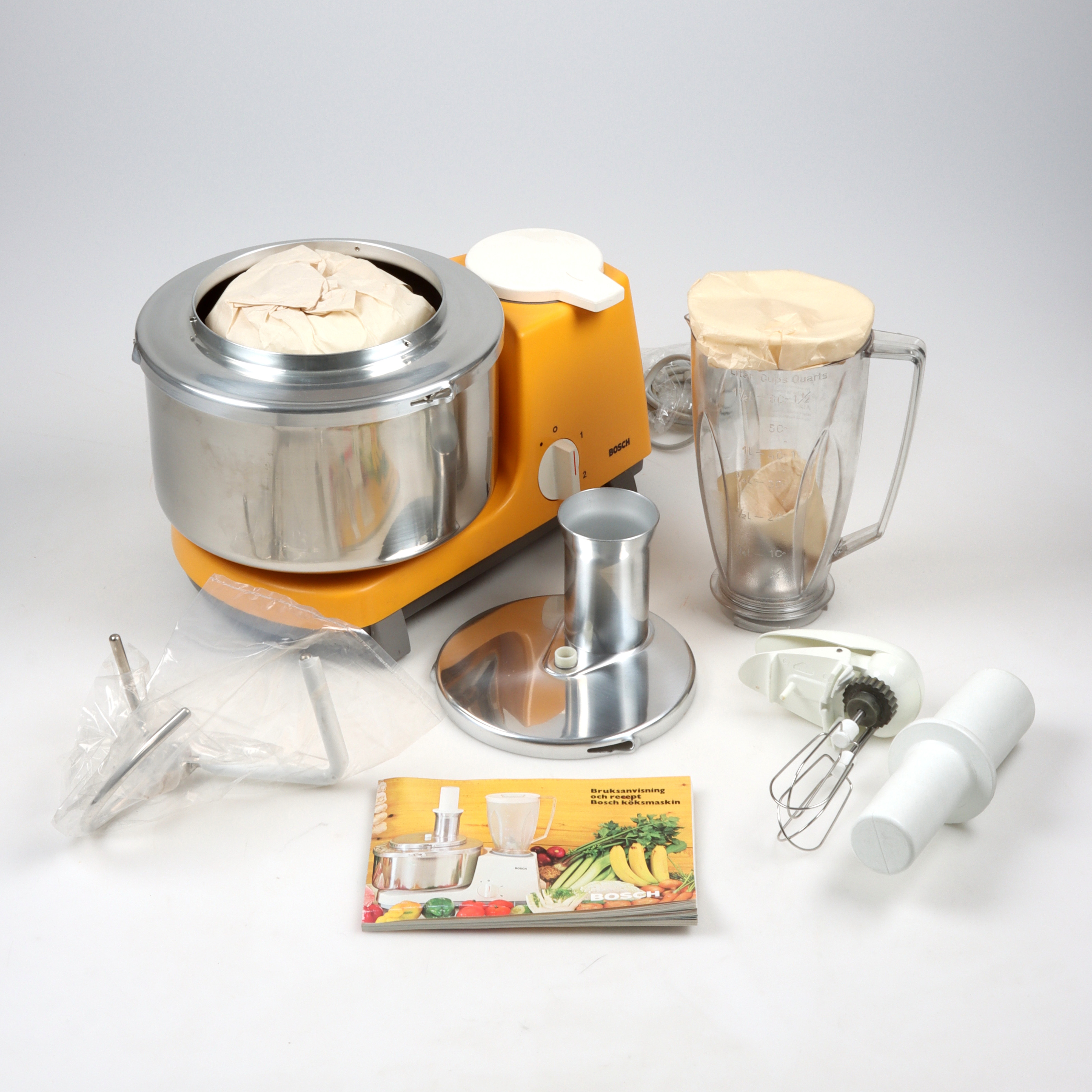 KÖKSMASKIN/HUSHÅLLSASSISTENT, universal food mixer. Bosch. 1970/80-tal.