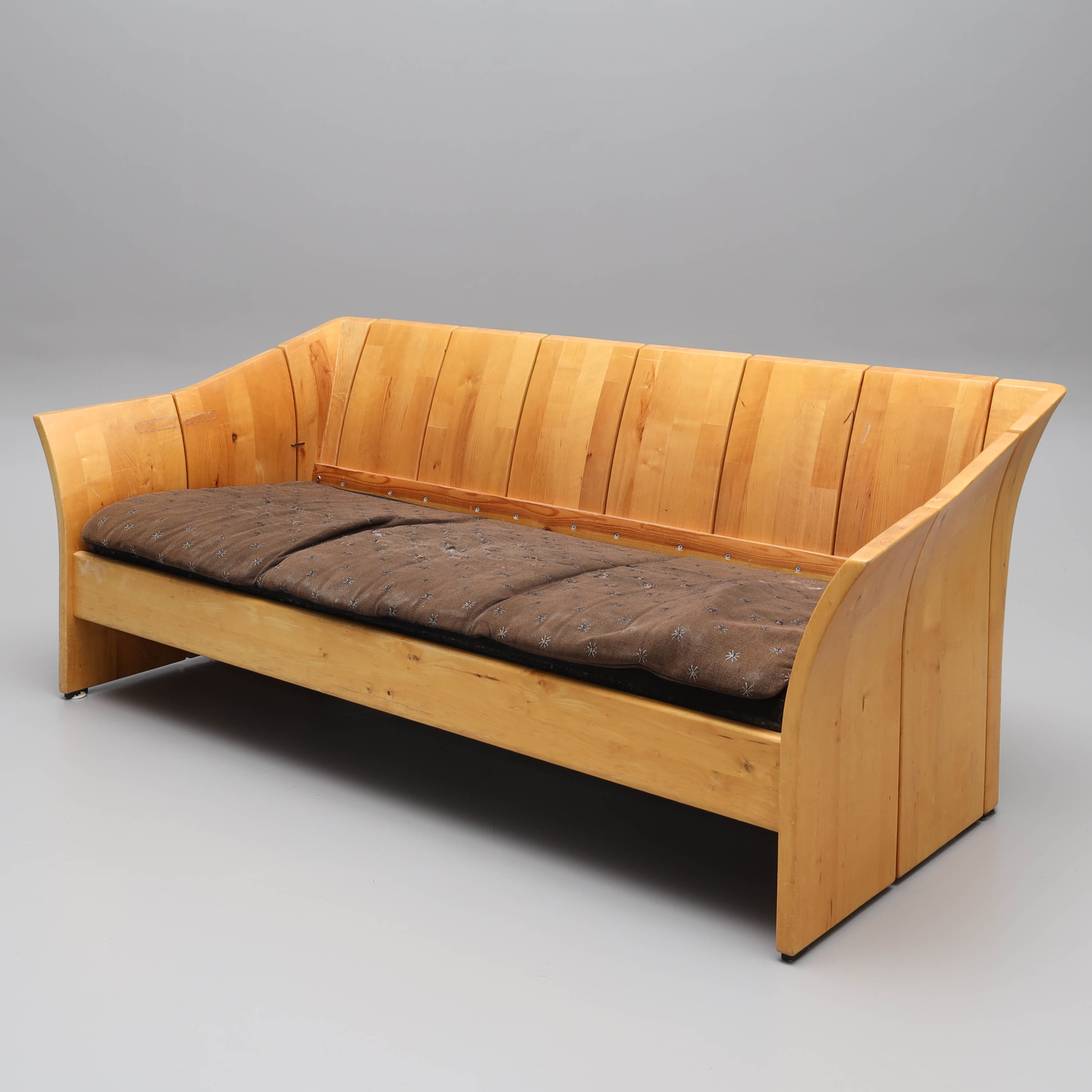 SOFFA, "Pasadena", 3-sits, stomme i furu, Ekornes, Norge, 1970-tal.