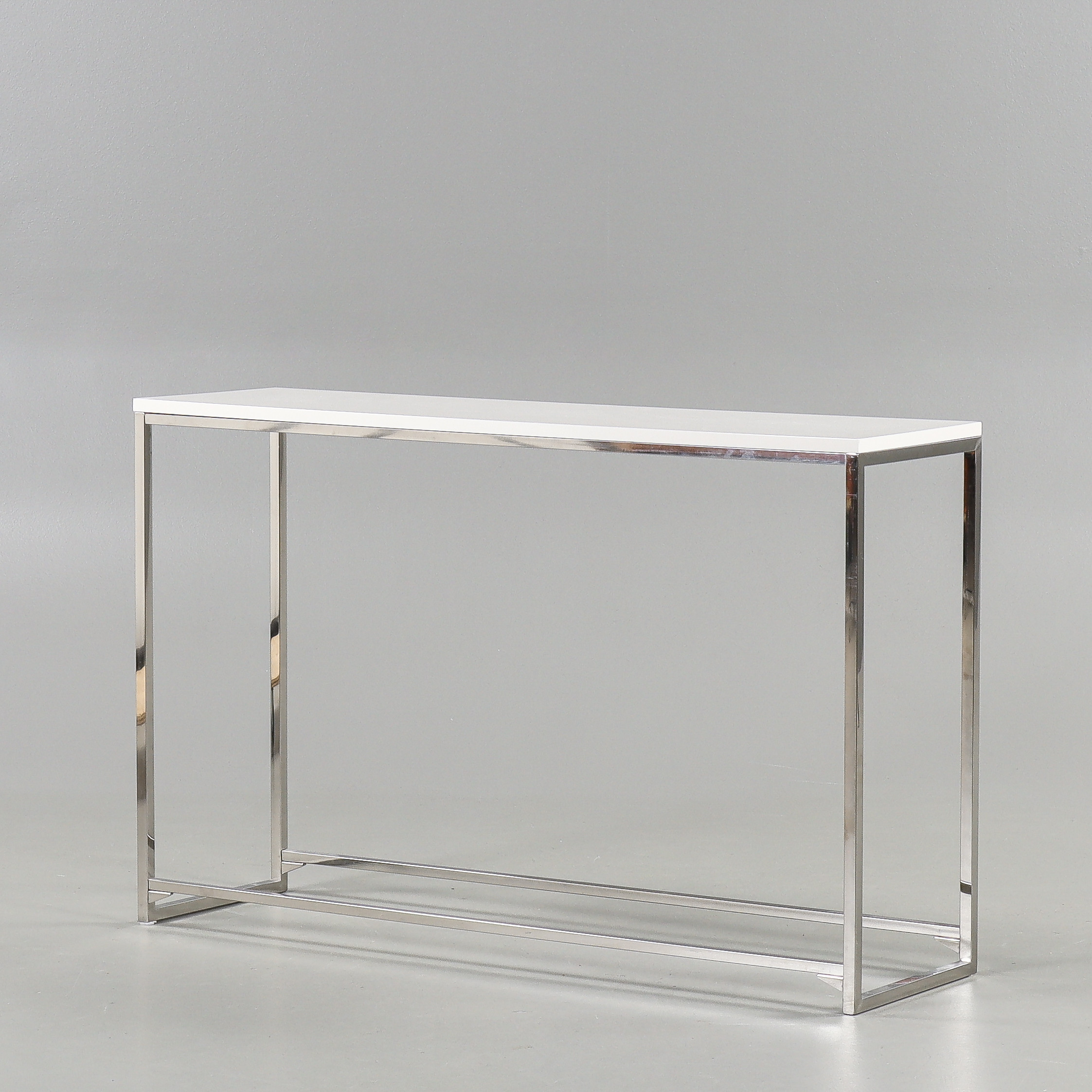 SIDEBORD, modern tillverkning.