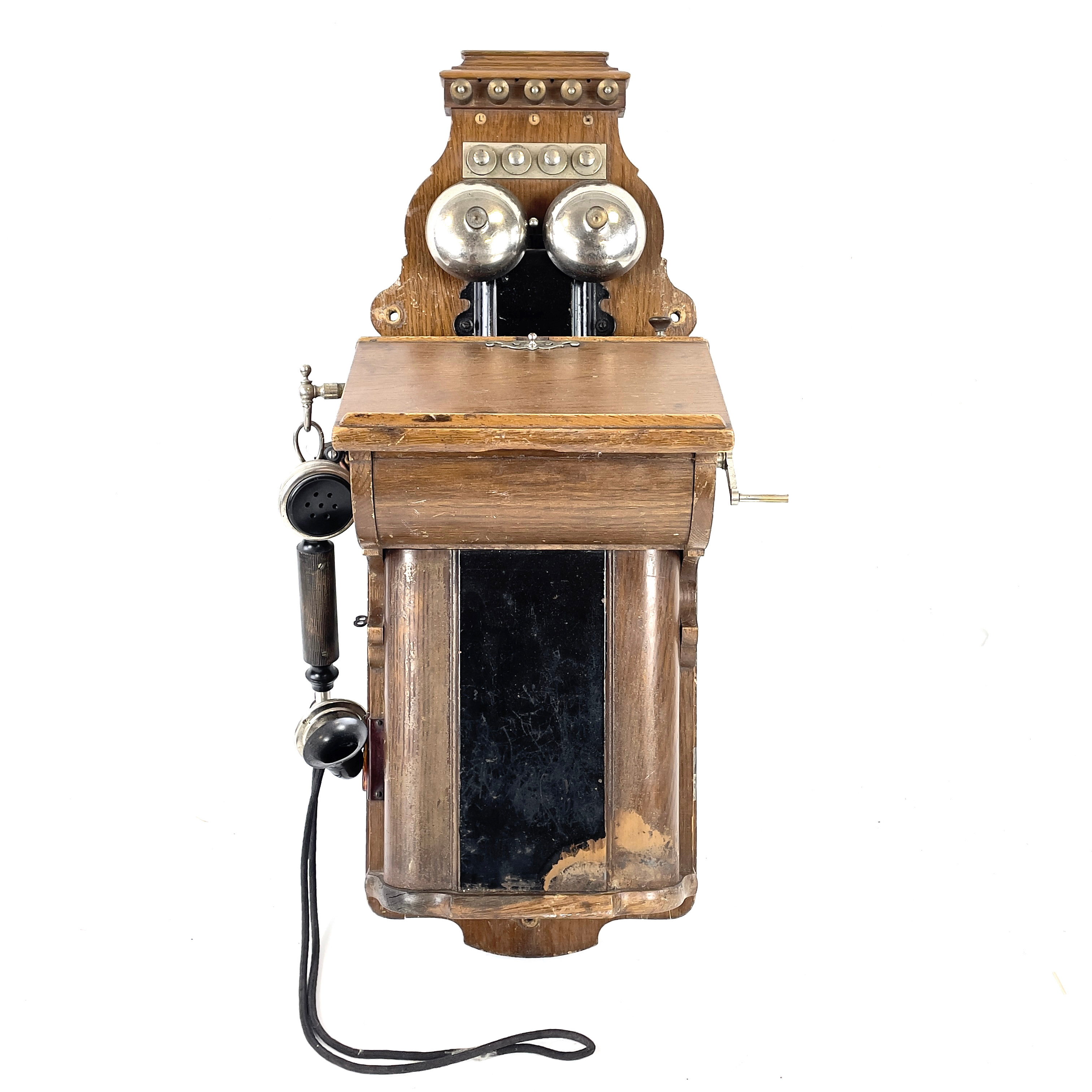 VÄGGTELEFON. LM Ericsson & Co, Stockholm, omkring 1900-tal.