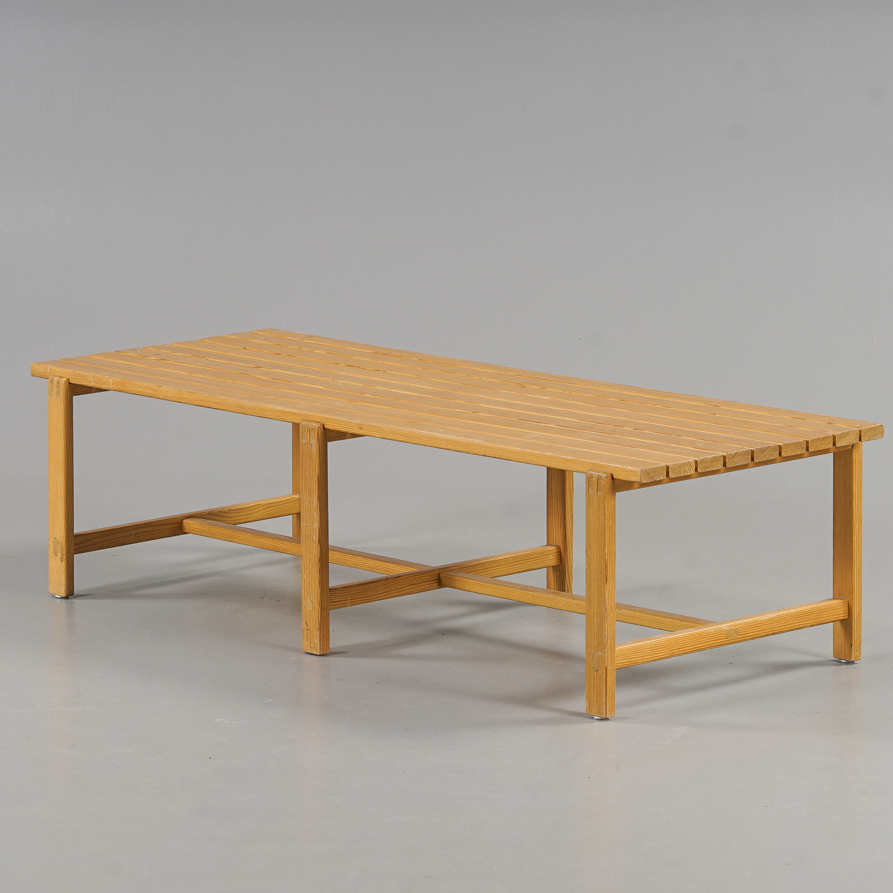 BÄNK Furu, Wards Ateljéer, Tibro, 1960/70-tal.
