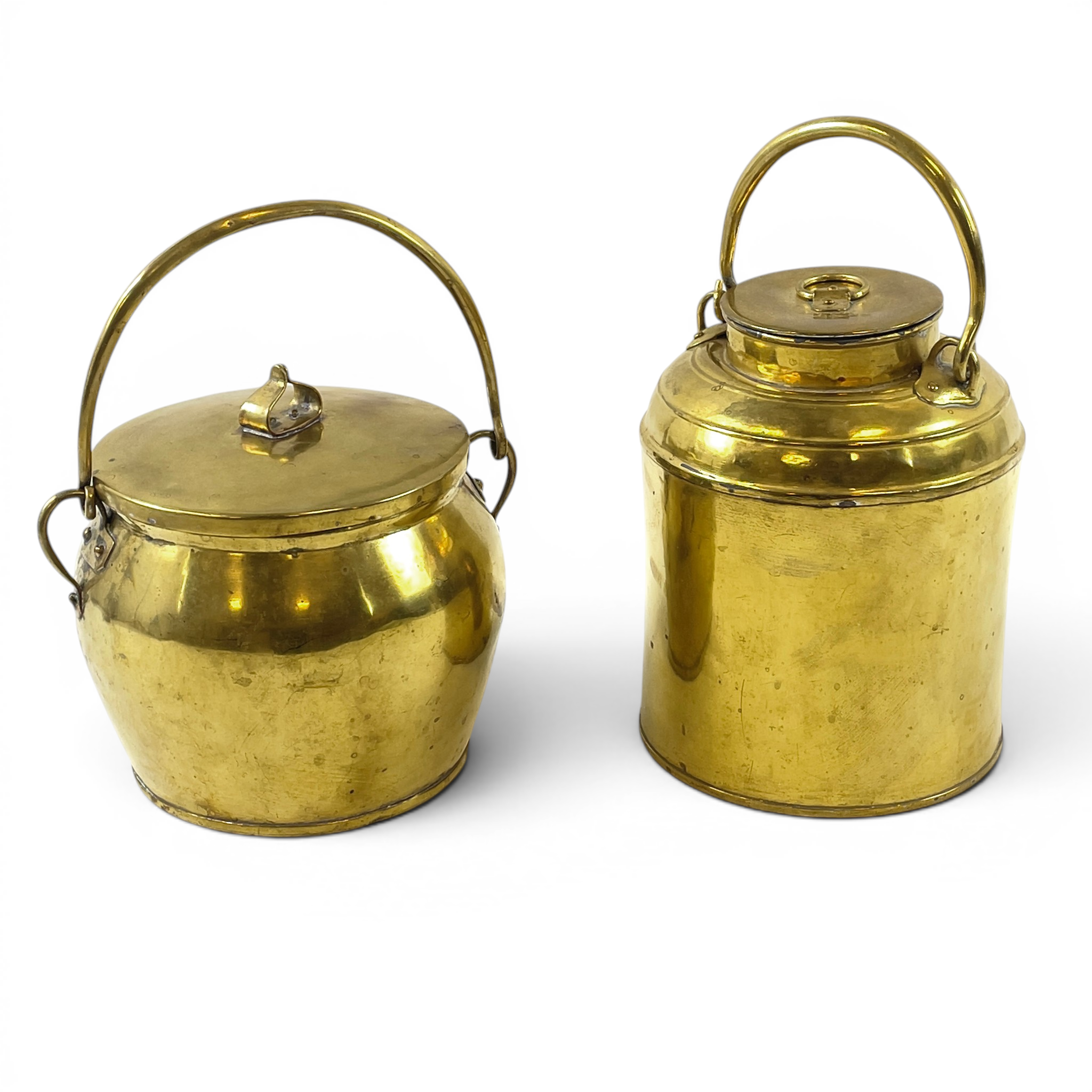 MJÖKKRUKA & BULKRUKA, 2 st. Mässing, 1800/1900-tal.