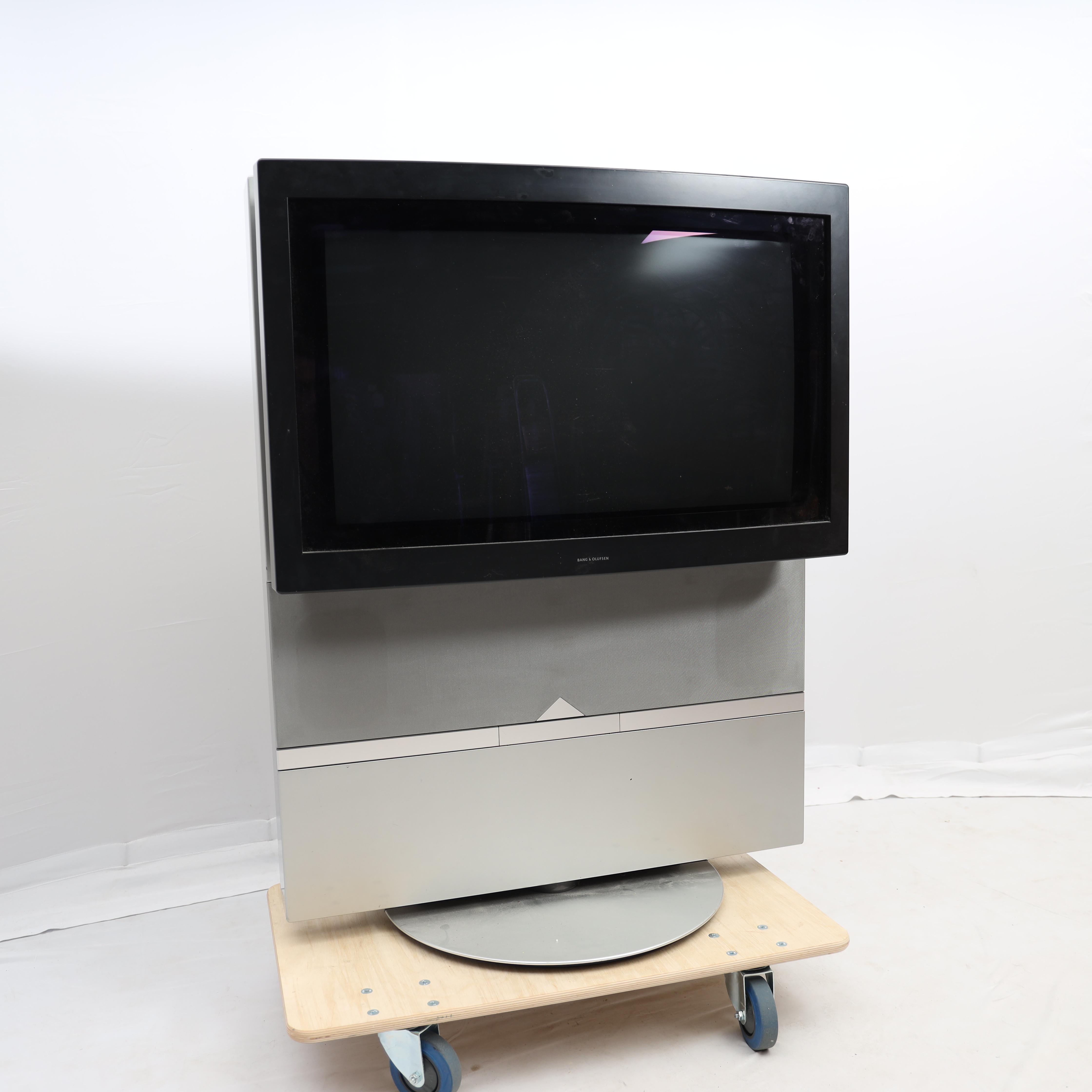 TV, Bang & Olufsen, Beovision Avant 84/20, Danmark.