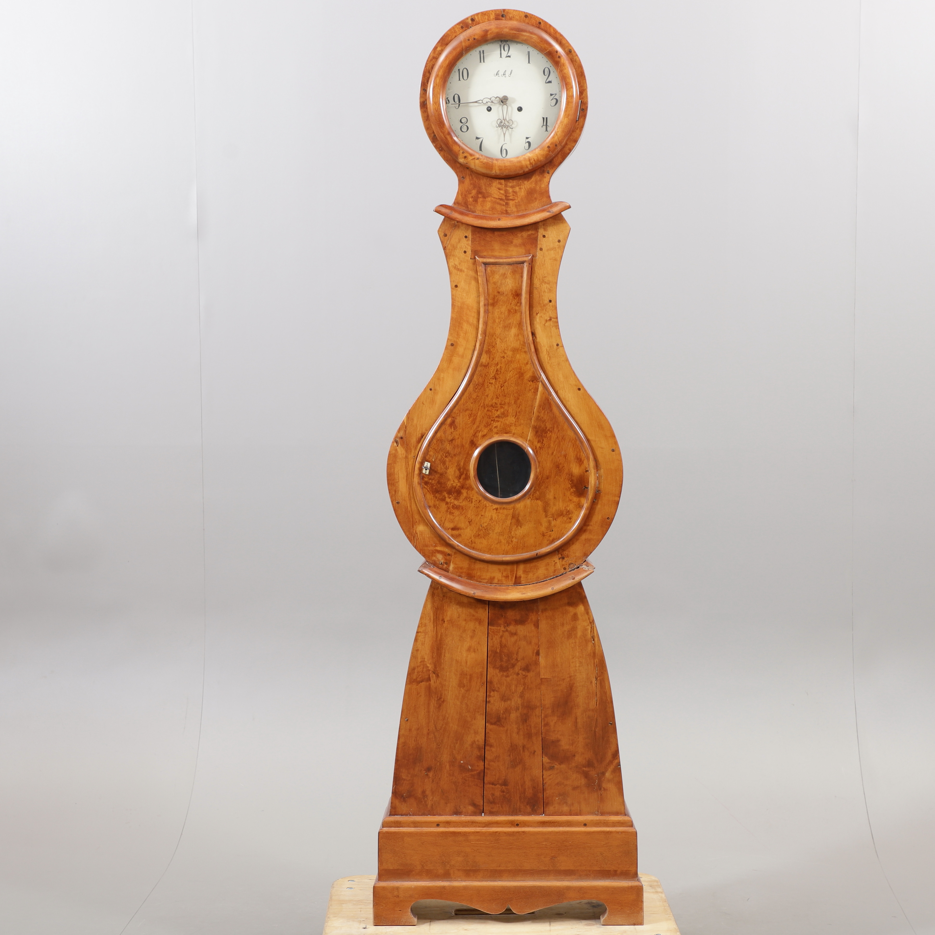 GOLVUR, Svängd modell, Mora, 1800-tal.
