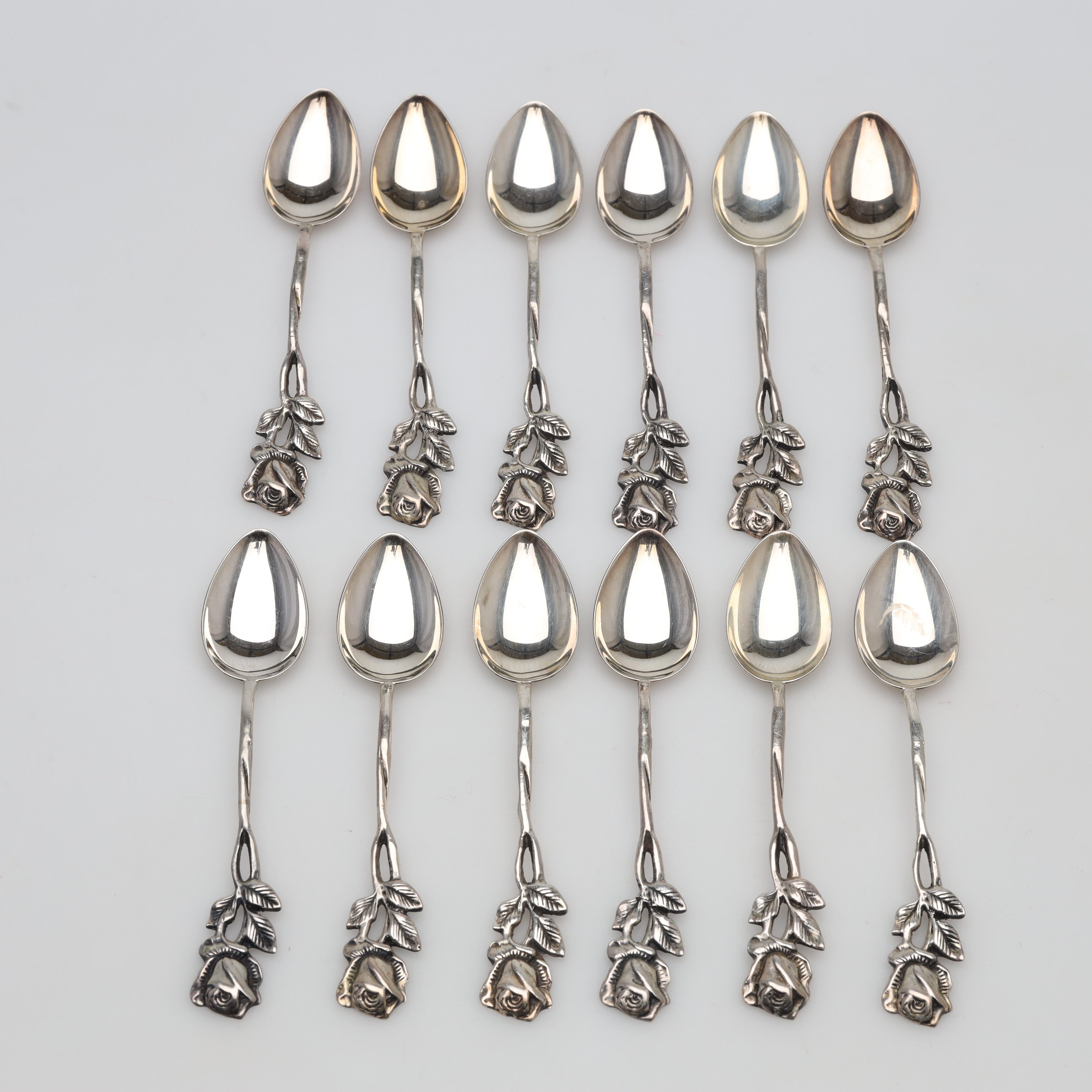 SKEDAR 12 stycken, silver, modell Rosen, vikt ca 129 gram.