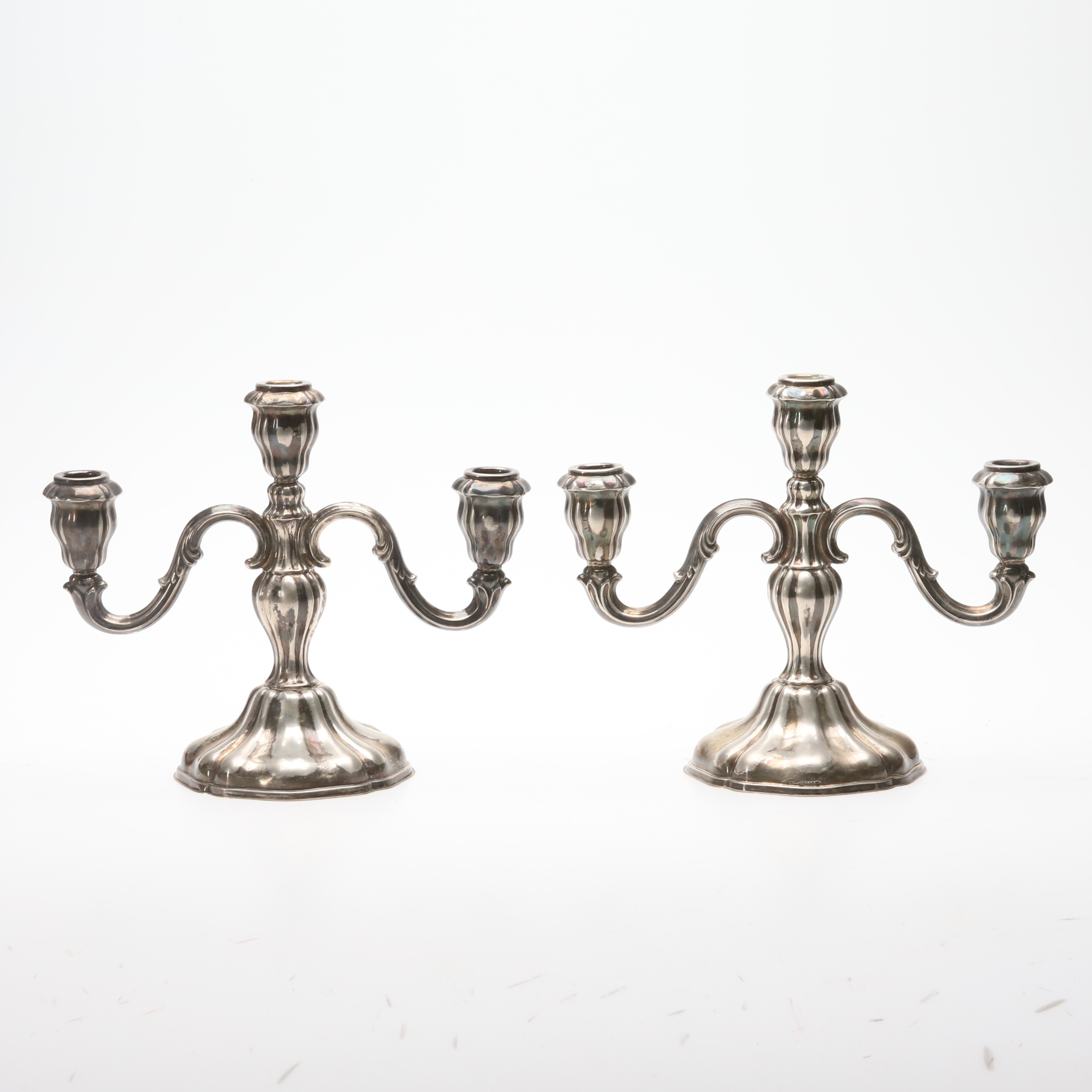 LJUSSTAKAR. Silver 830, NLD & Co, importstämplat, England, 1936.