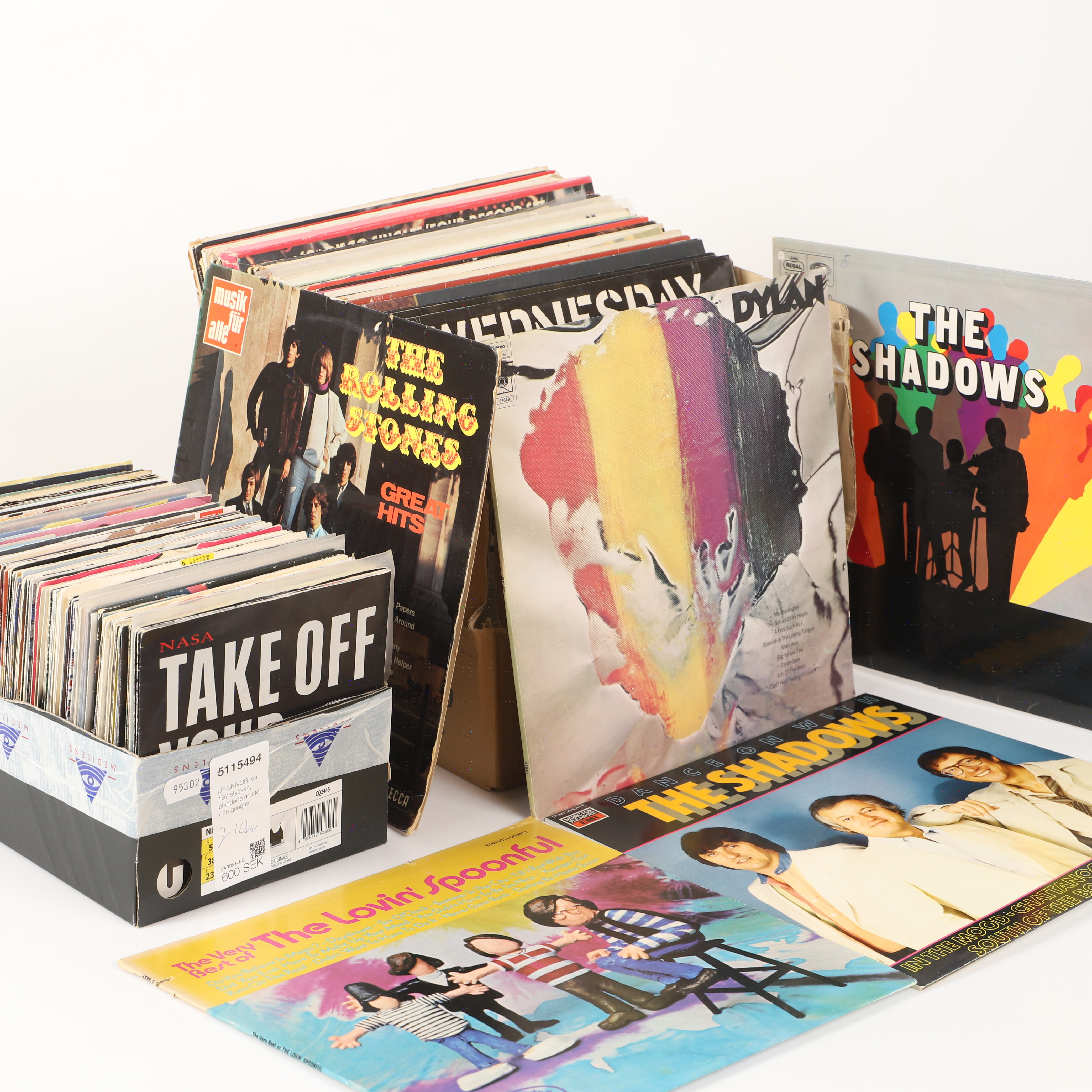 LP-SKIVOR, ca 197 stycken, blandade artister och gengrer.