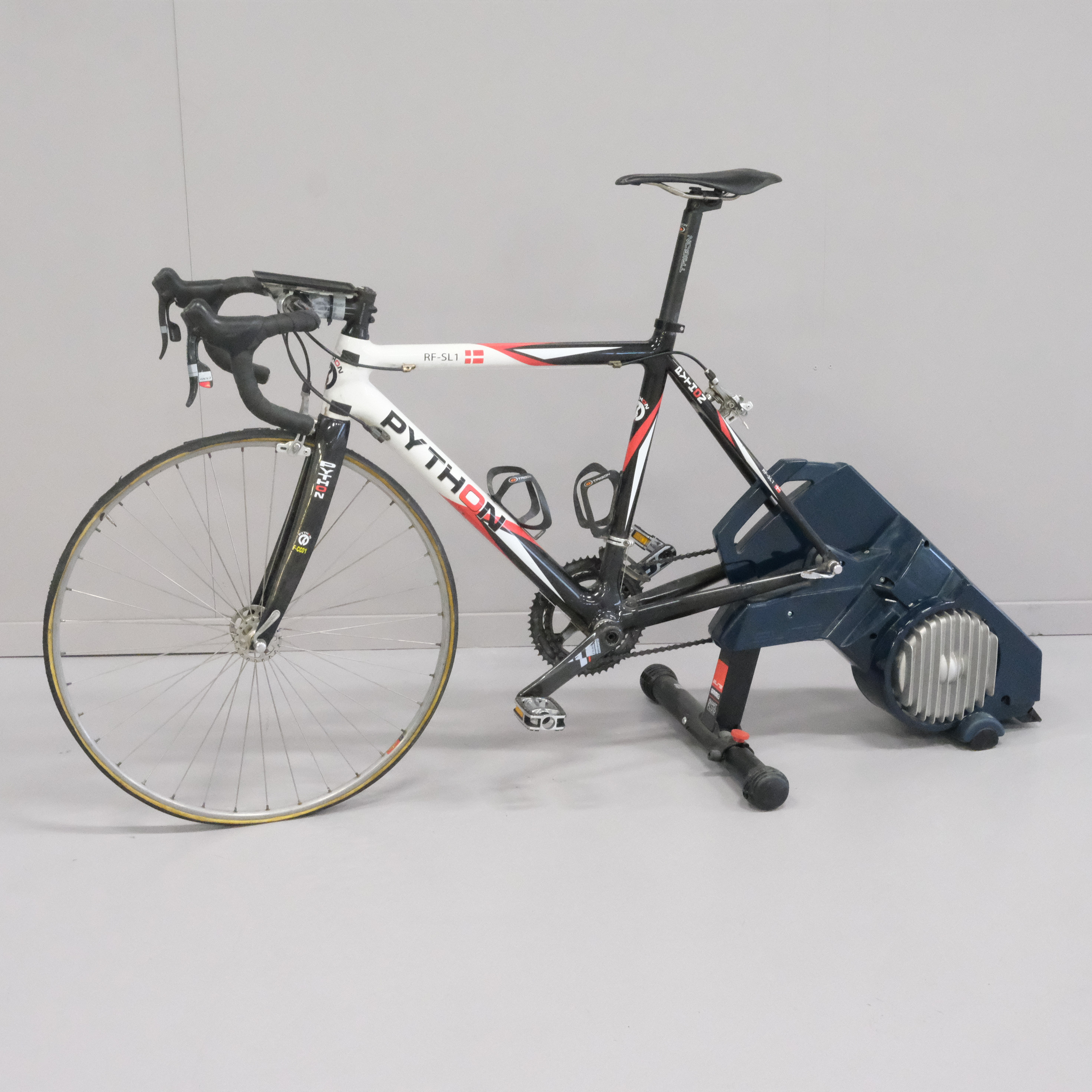 RACERCYKEL, PYTHON RF-SL 1, 20 VÄXLAR SAMT TRAINER.