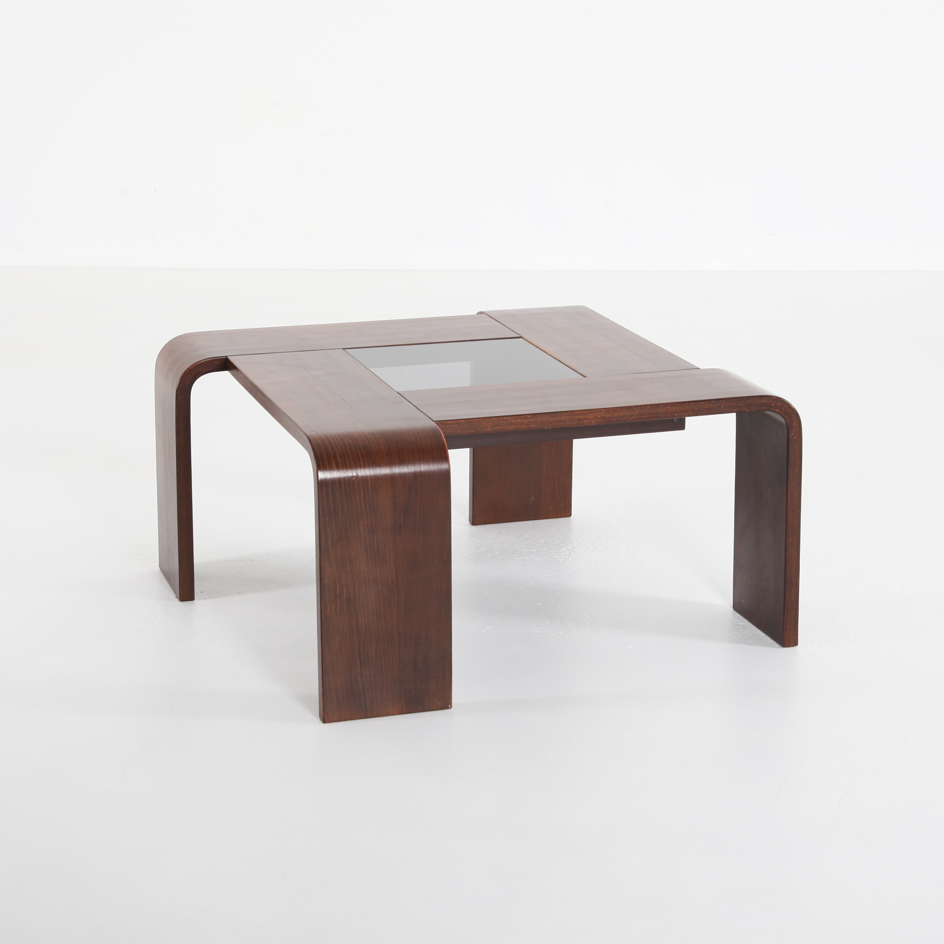 ÅKE FRIBYTER. 1922-1998. Soffbord, 1900-talets andra hälft.