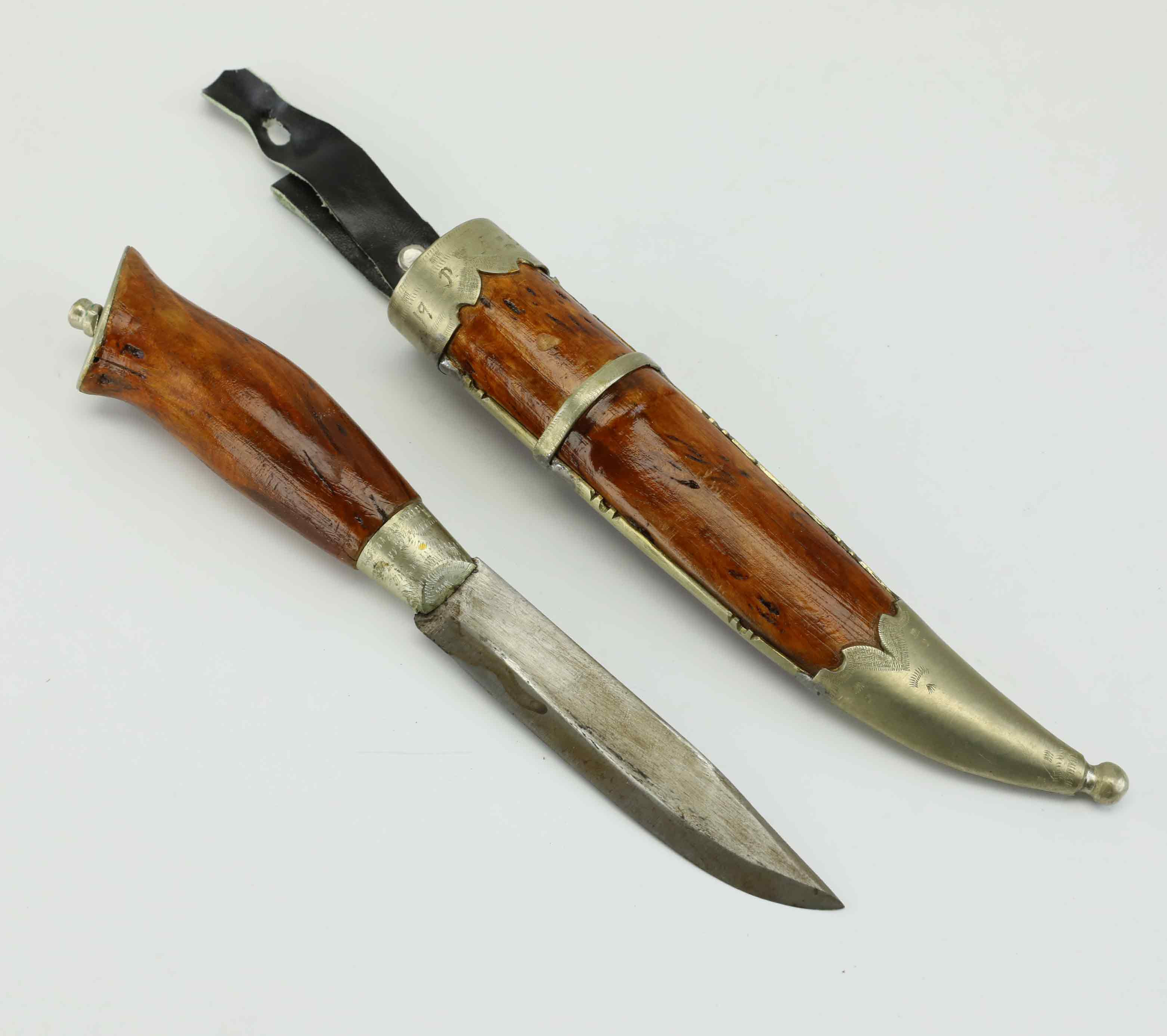 KNIV, masurbjörk, tennbeslag, 1900-tal.