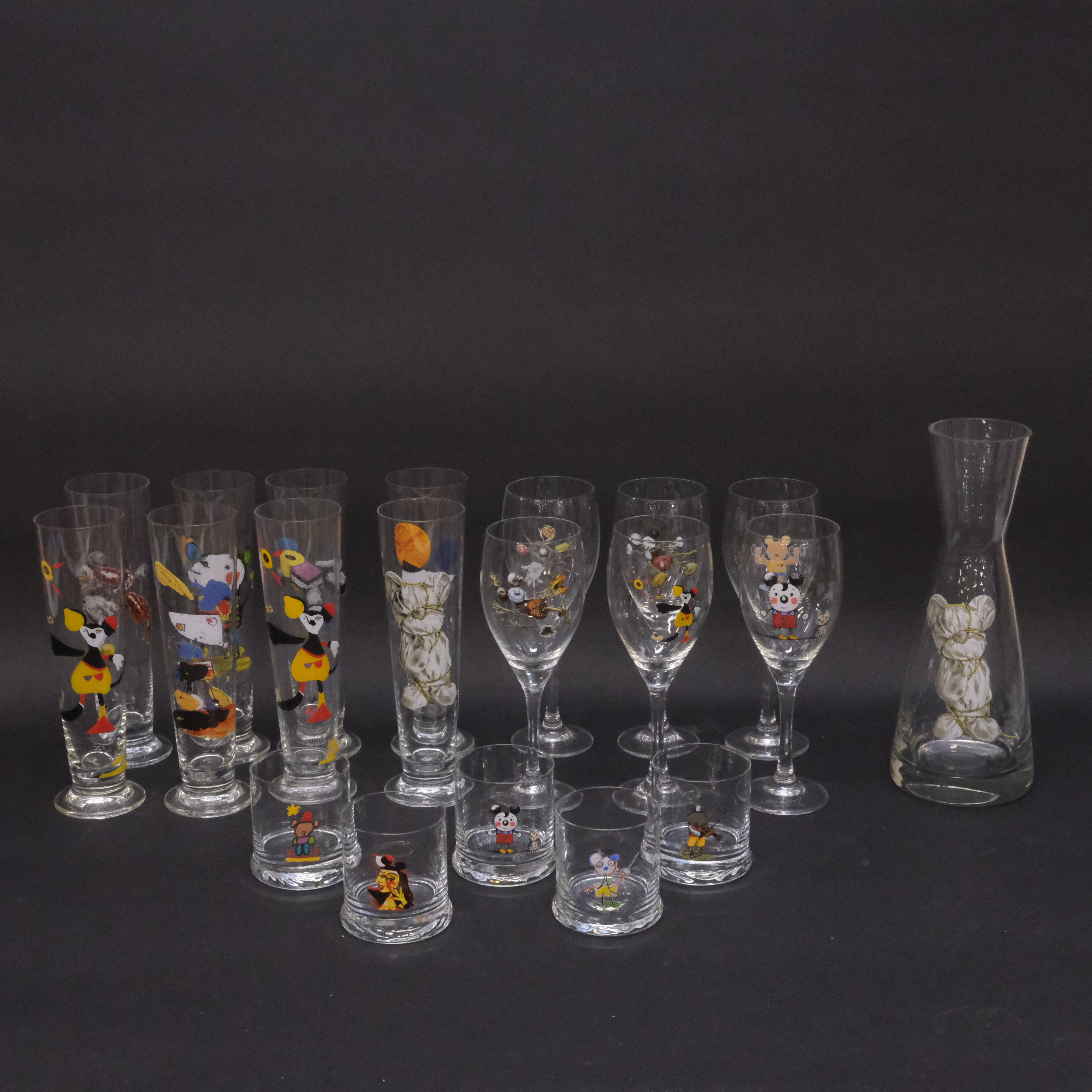 LASSE ÅBERG. 20 DELAR GLAS.