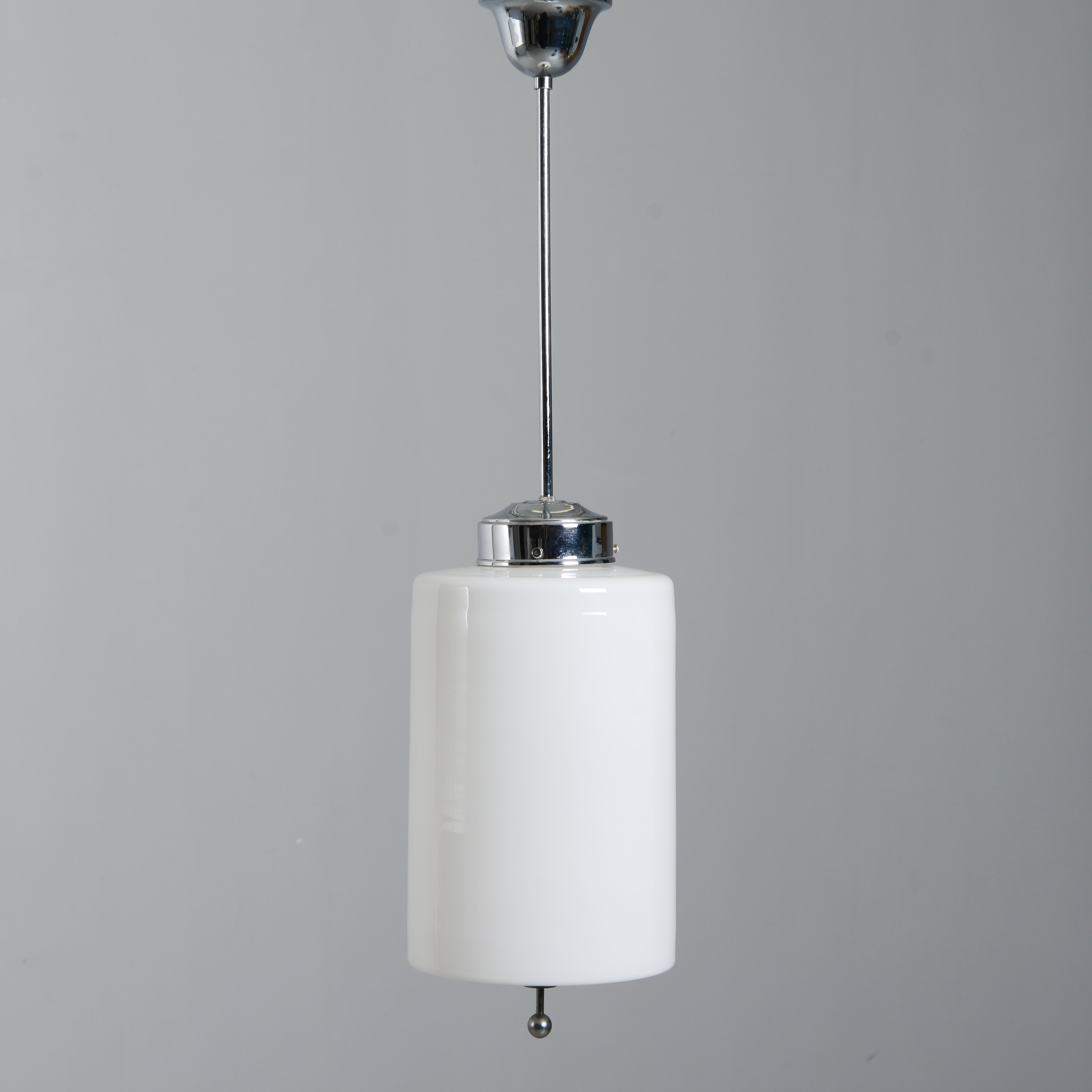 TAKLAMPA, funkisstil, 1900-talets mitt.