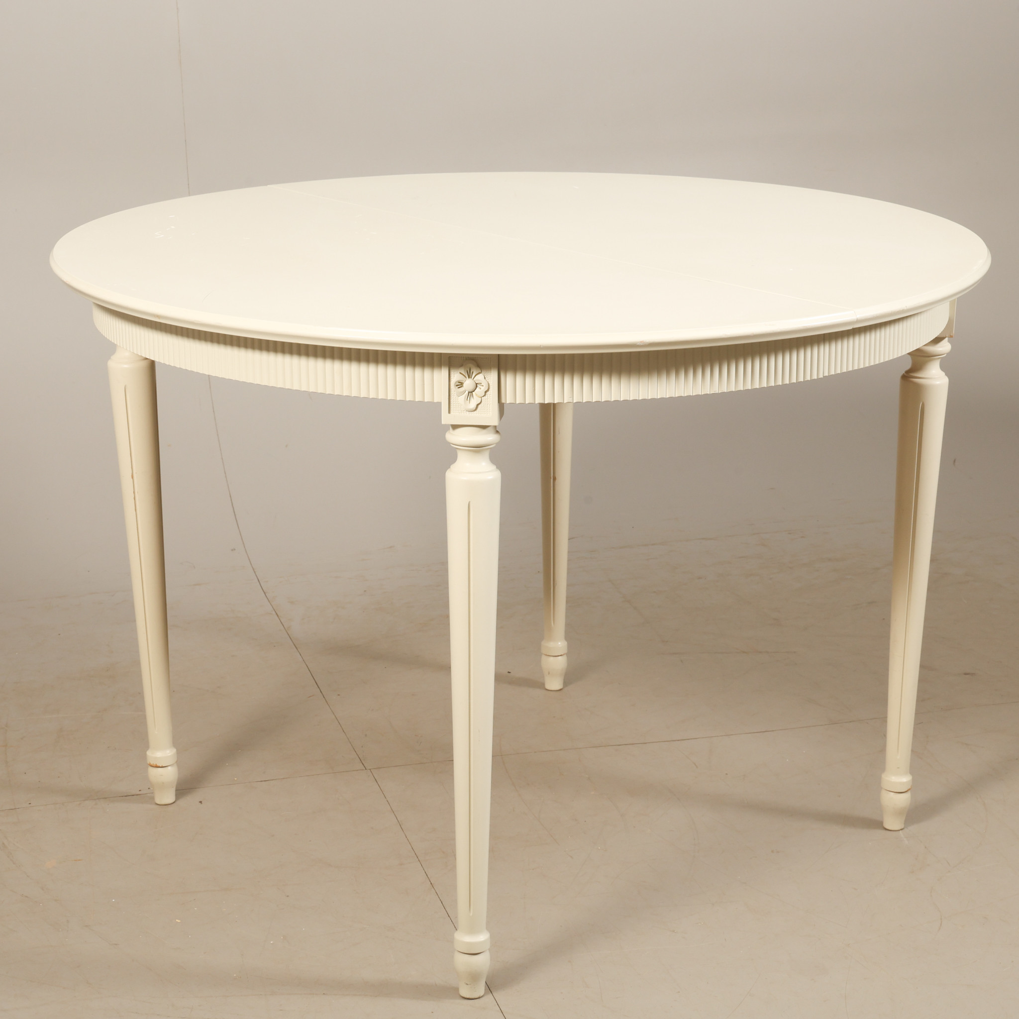 MATBORD, gustaviansk stil, 1900-talets andra hälft.