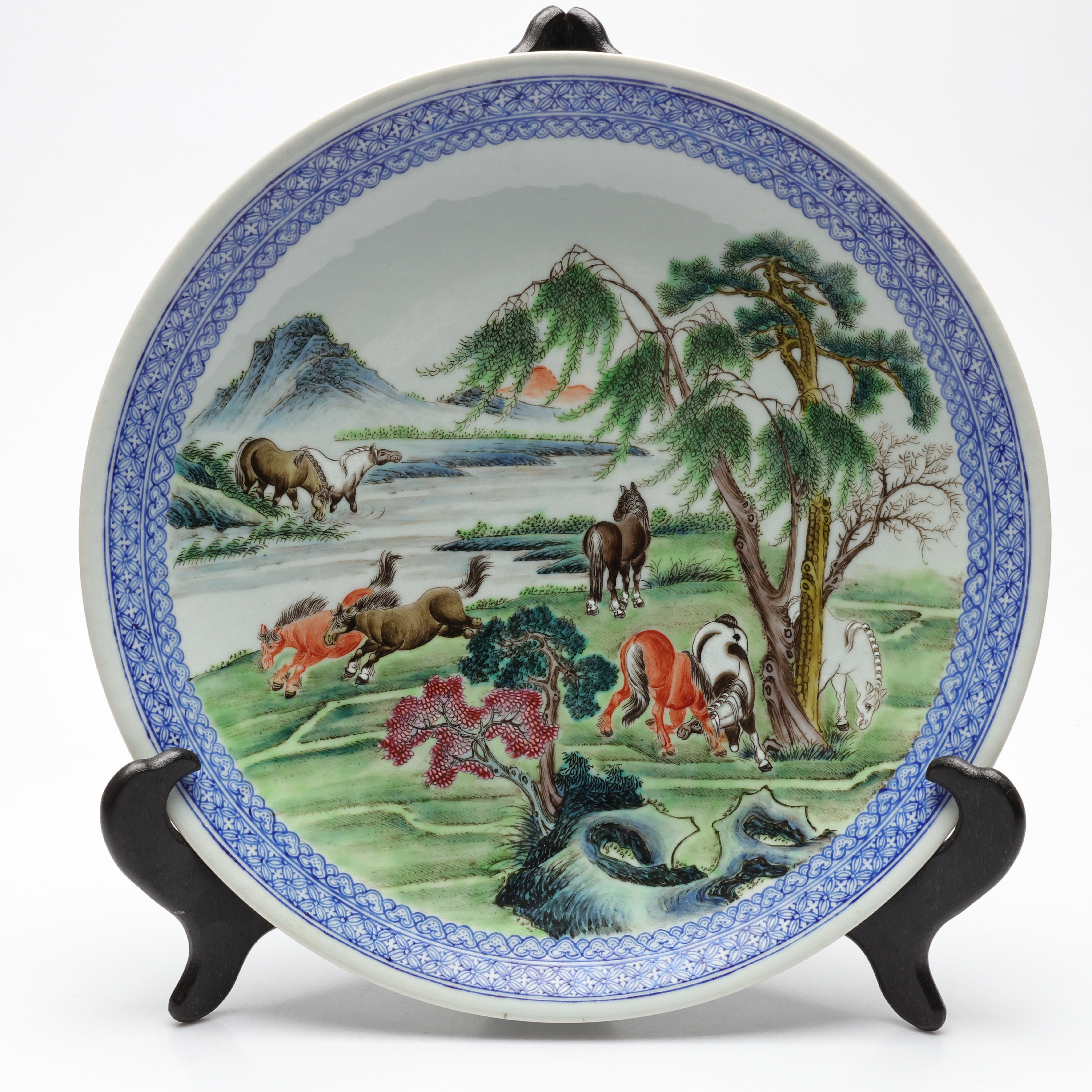 FAT, porslin, Kina, bär märkning, 1900-tal.