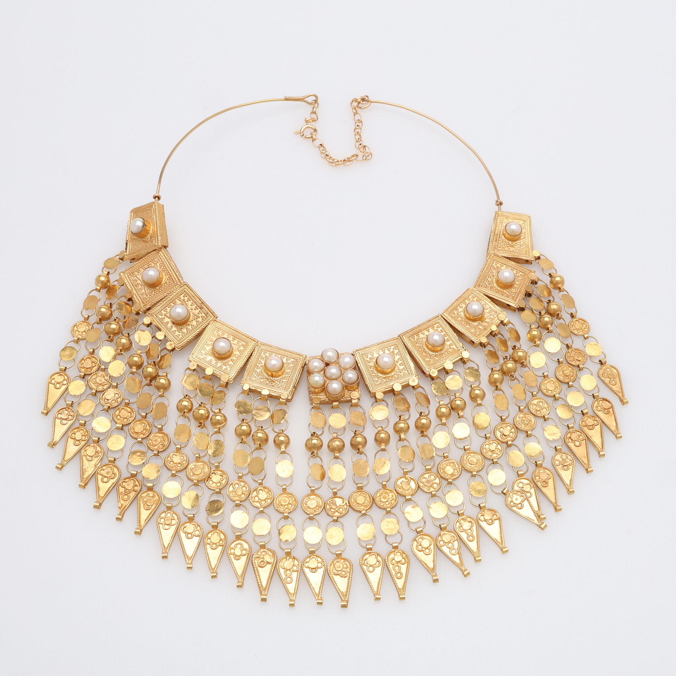 COLLIER, 18K/24K GULD & PÄRLOR, TOTALVIKT 74 GRAM.