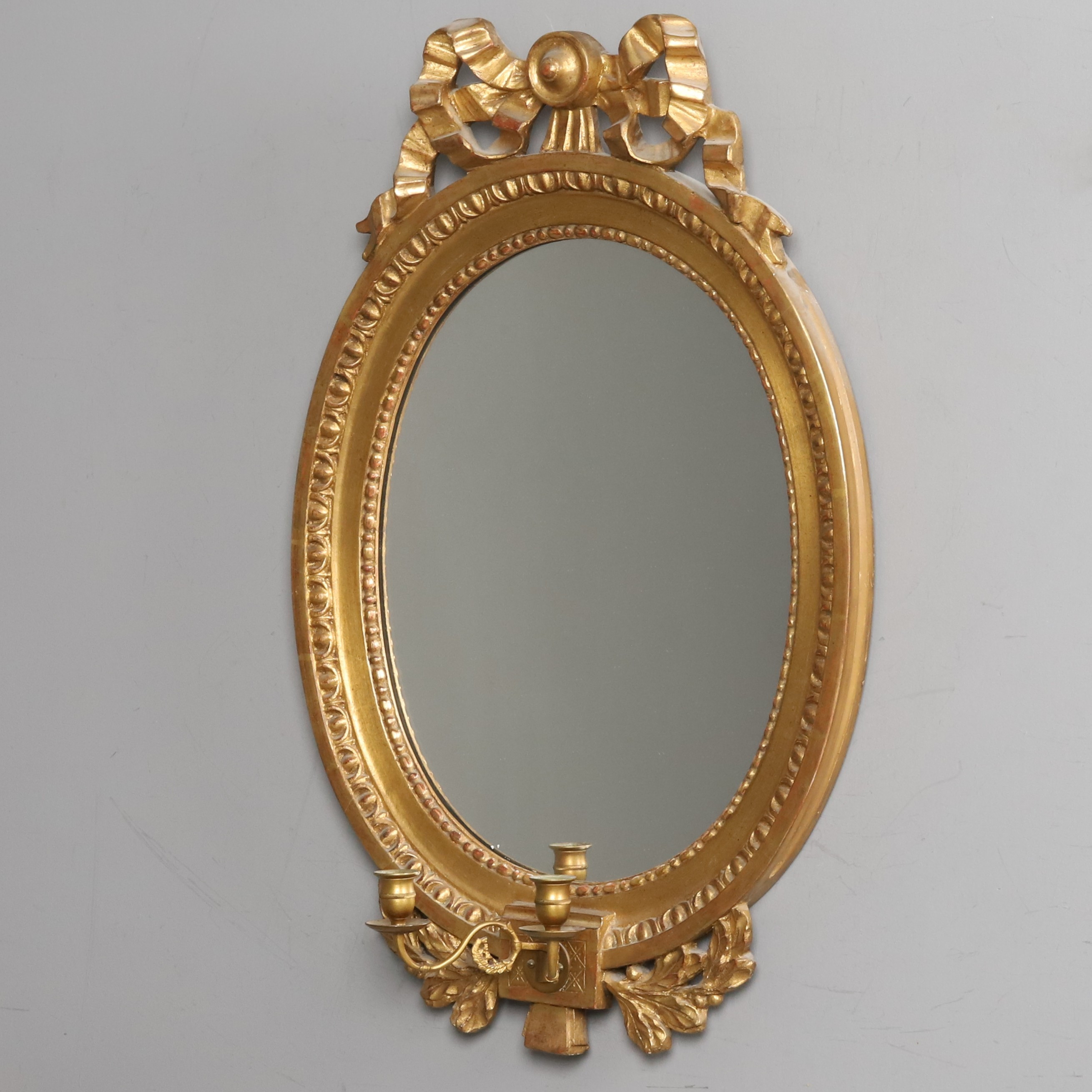 SPEGELLAMPETT, gustaviansk stil, för två ljus, 1900-tal.