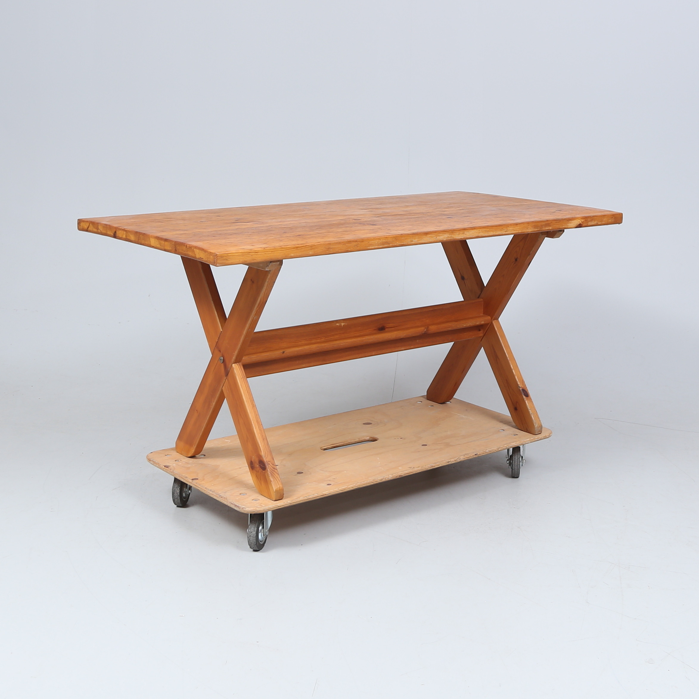 BOCKBORD, furu, 1900-talets andra hälft.