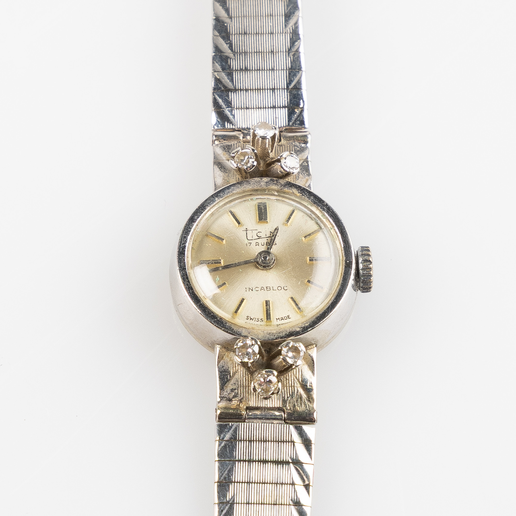 SMYCKESUR, Ticin, 18K vitguld med diamanter, 15 mm.